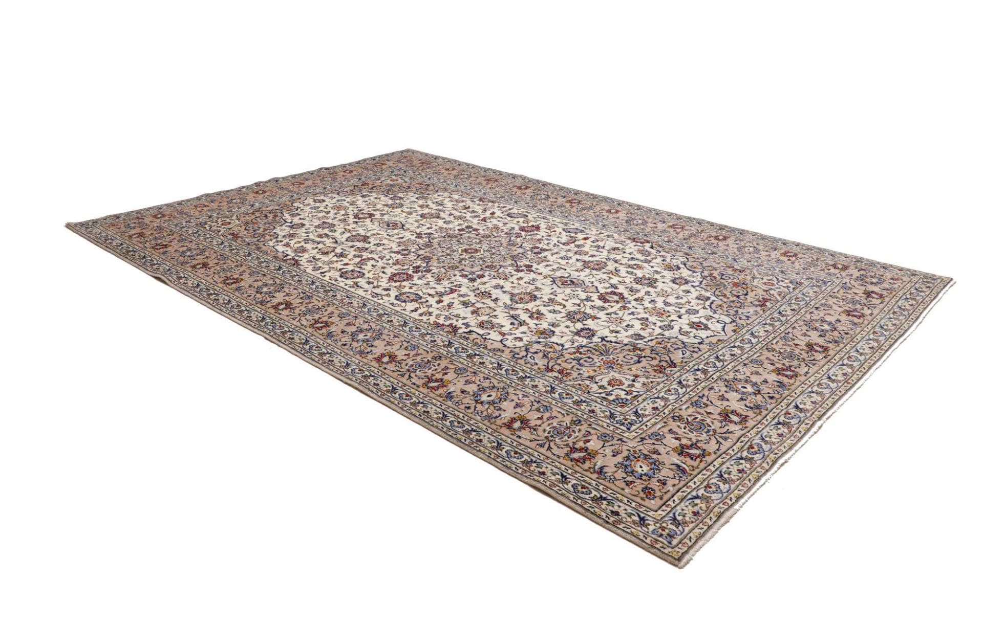 Kashan Perserteppich aus Iran, 246 × 363 cm