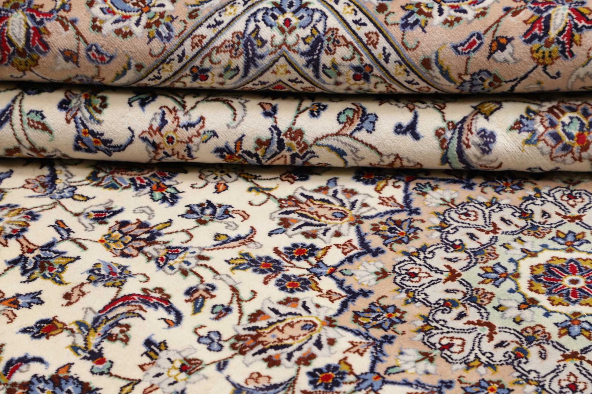 Kashan Perserteppich aus Iran, 246 × 363 cm