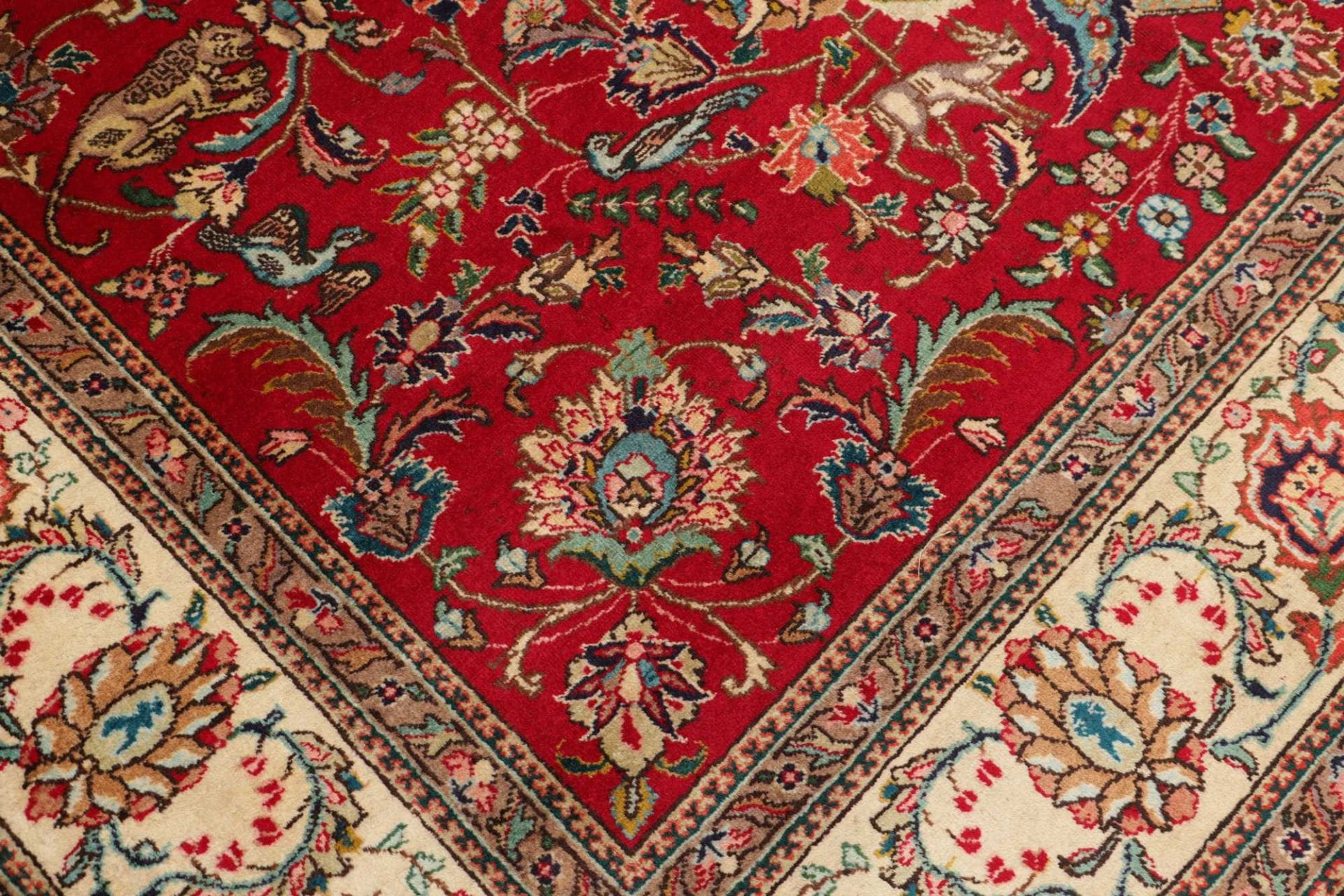 Handgeknüpfter Täbriz Perserteppich 245 × 343 cm