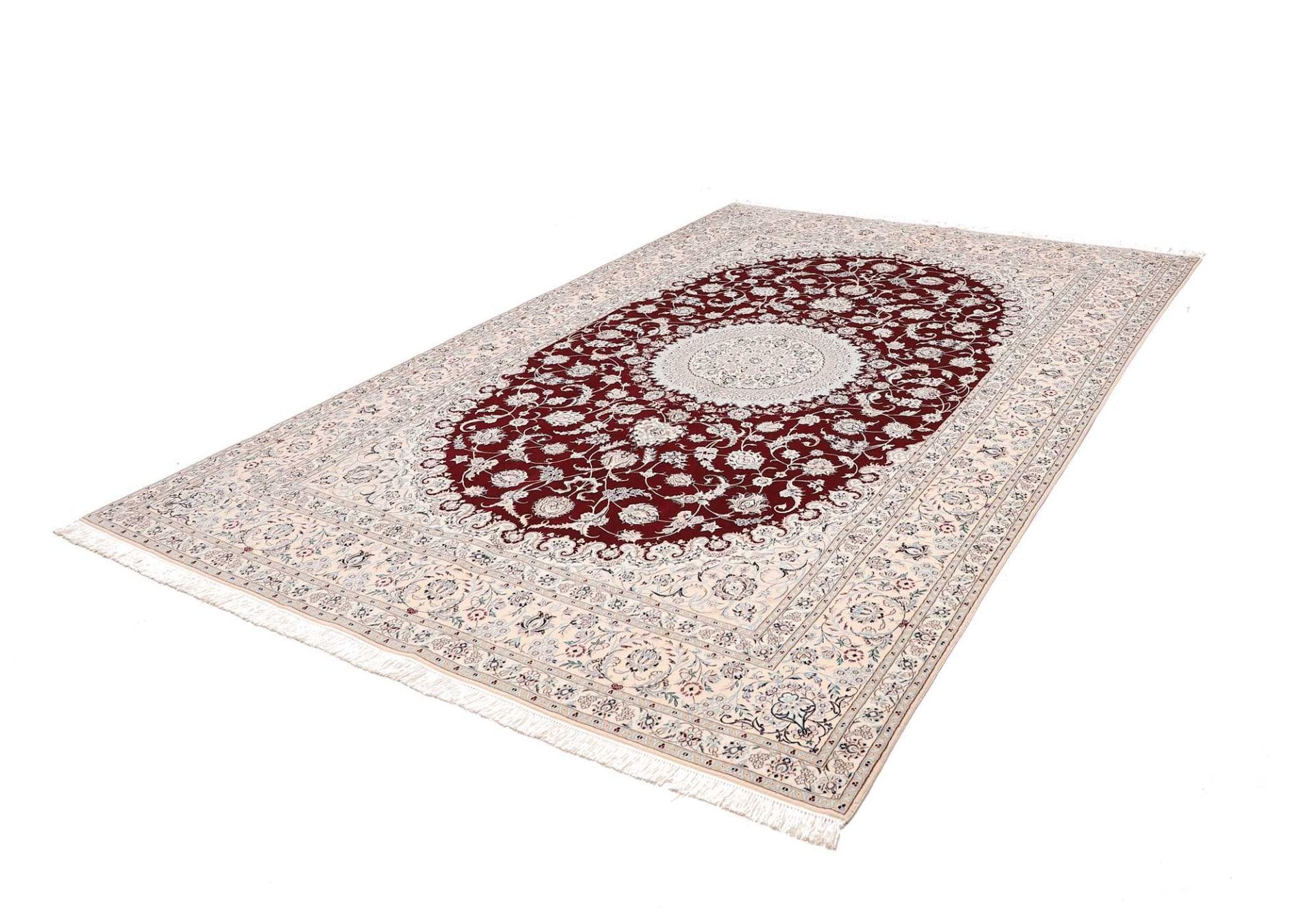 Nain Perserteppich aus Iran, 213 × 316 cm