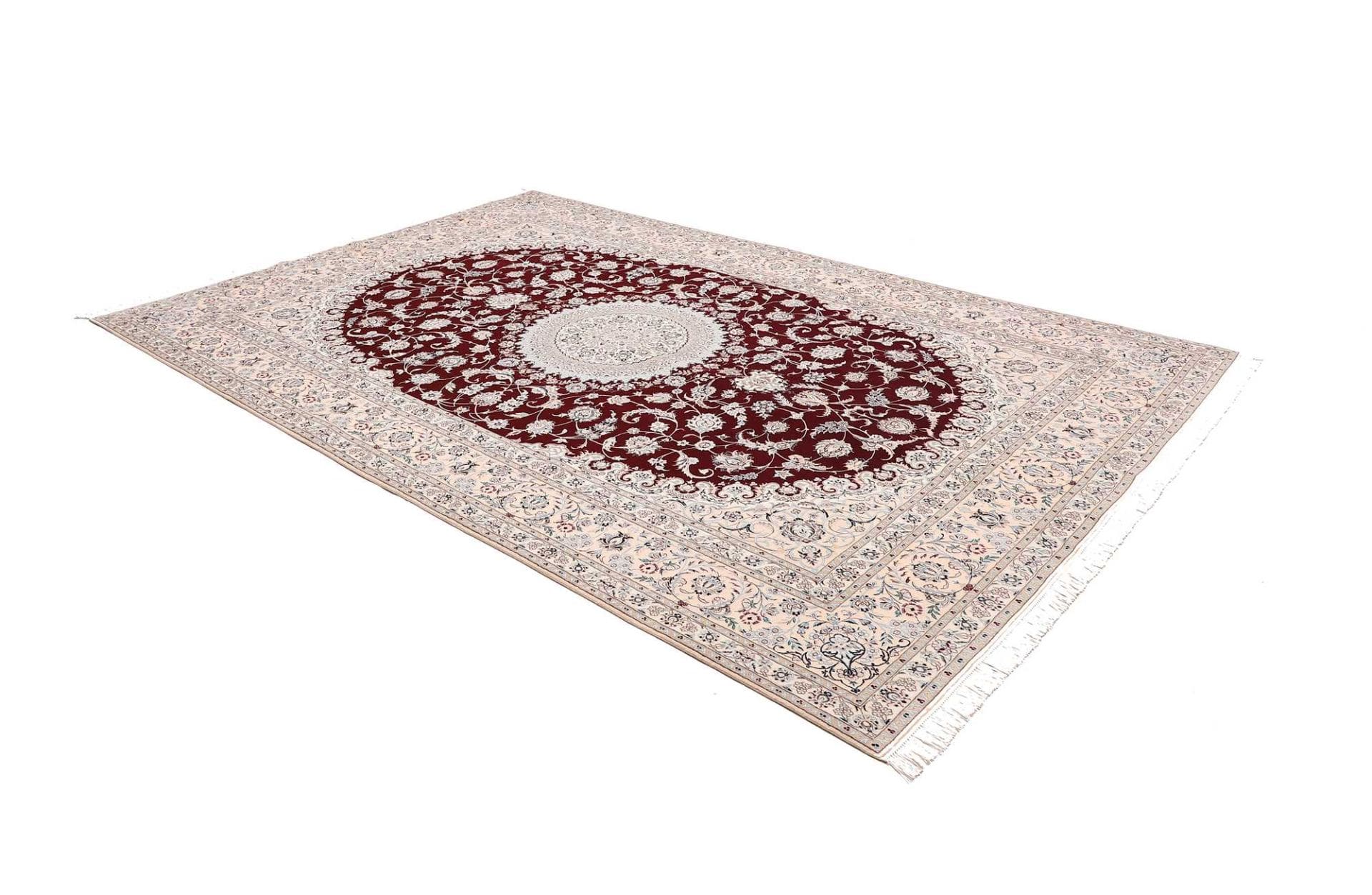 Nain Perserteppich aus Iran, 213 × 316 cm