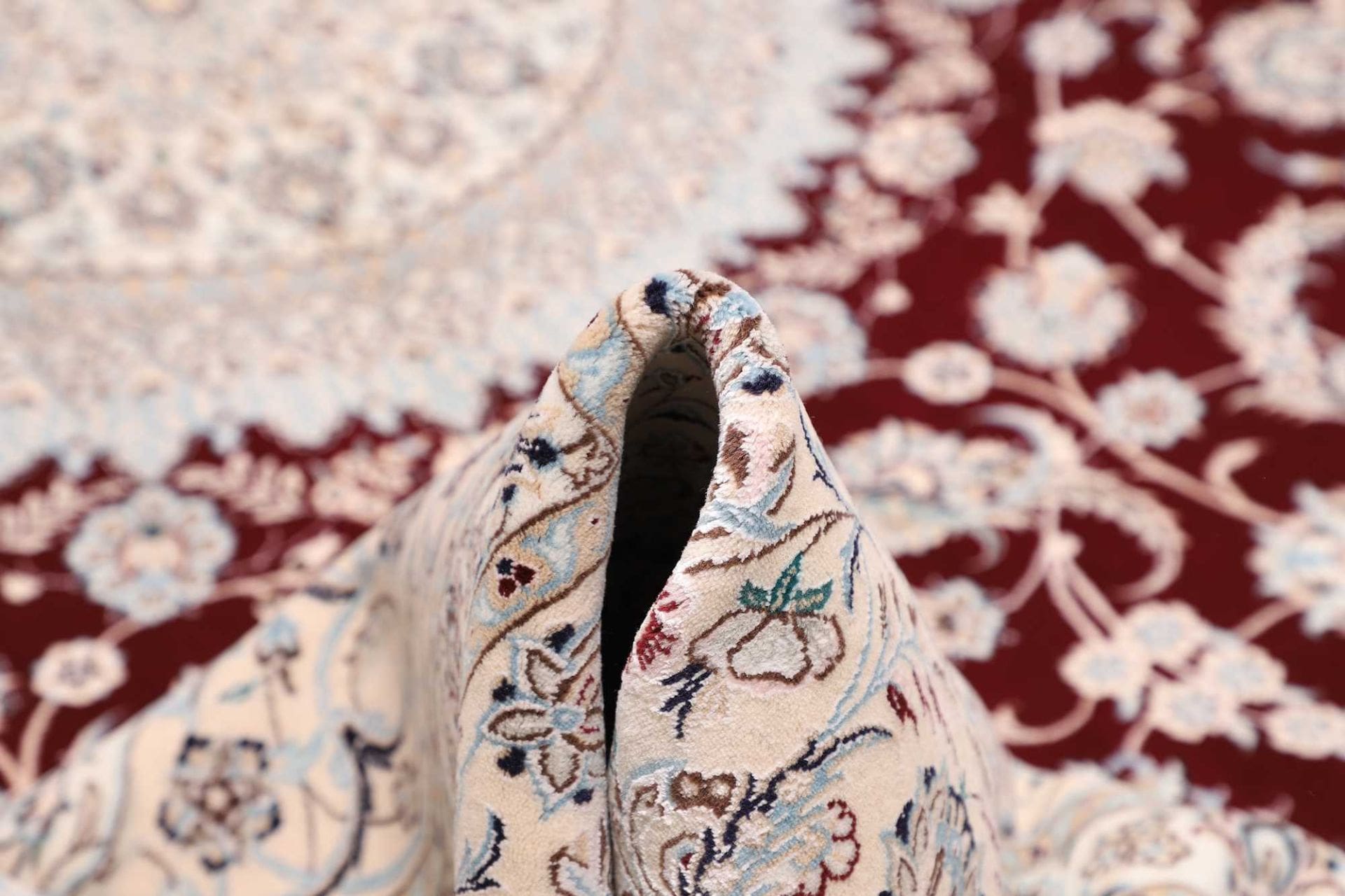 Nain Perserteppich aus Iran, 213 × 316 cm