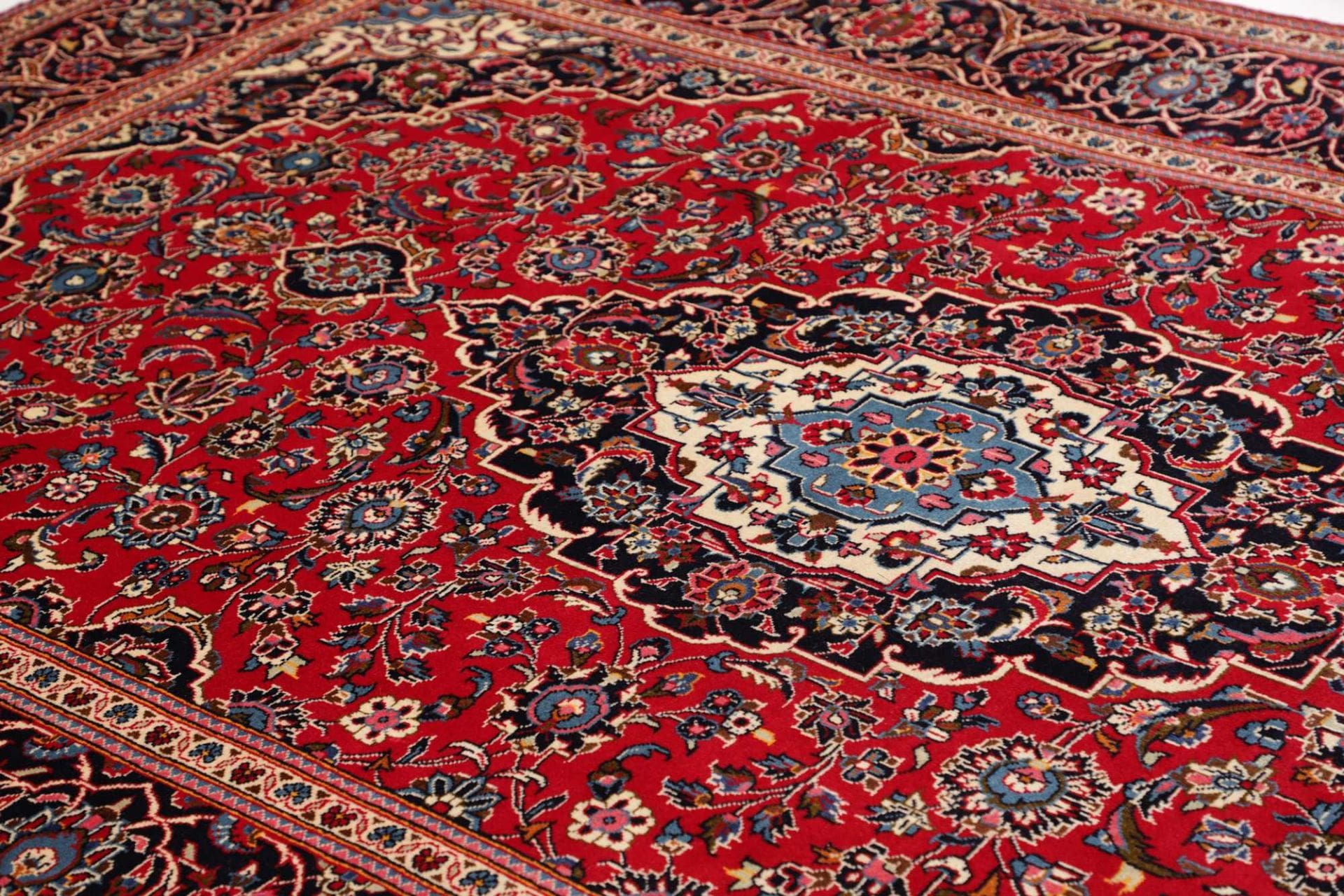 Handgeknüpfter Kashan Perserteppich 198 × 305 cm