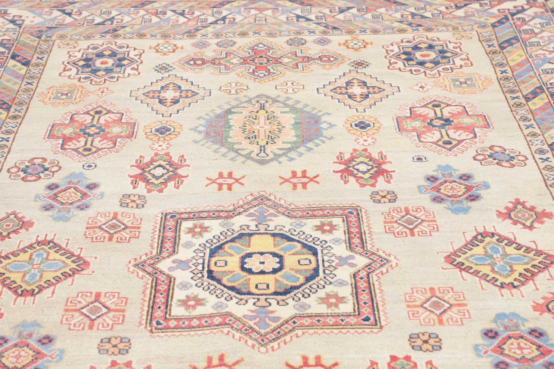 Handgeknüpfter Kazak Orientteppich 198 × 278 cm