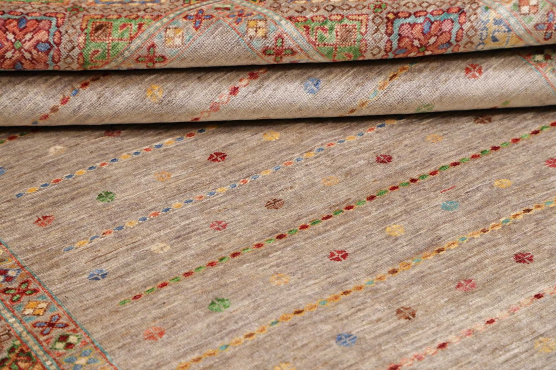 Handgeknüpfter Samarkand Orientteppich 170 × 239 cm