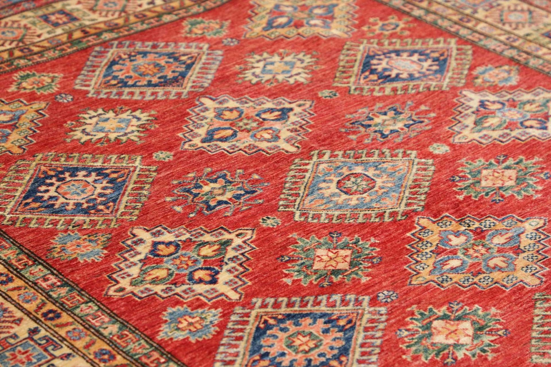 kazak-teppich-175-x-242cm-geometrische-muster-handgeknupft-7 Handgeknüpfter Kazak Orientteppich 175 × 242 cm