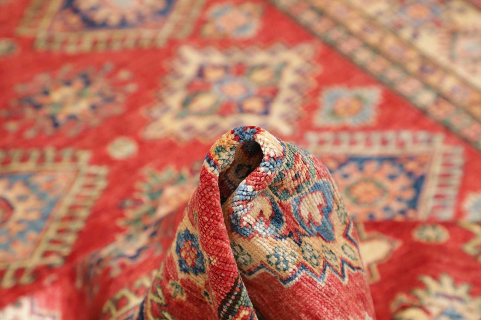 kazak-teppich-175-x-242cm-geometrische-muster-handgeknupft-8 Handgeknüpfter Kazak Orientteppich 175 × 242 cm
