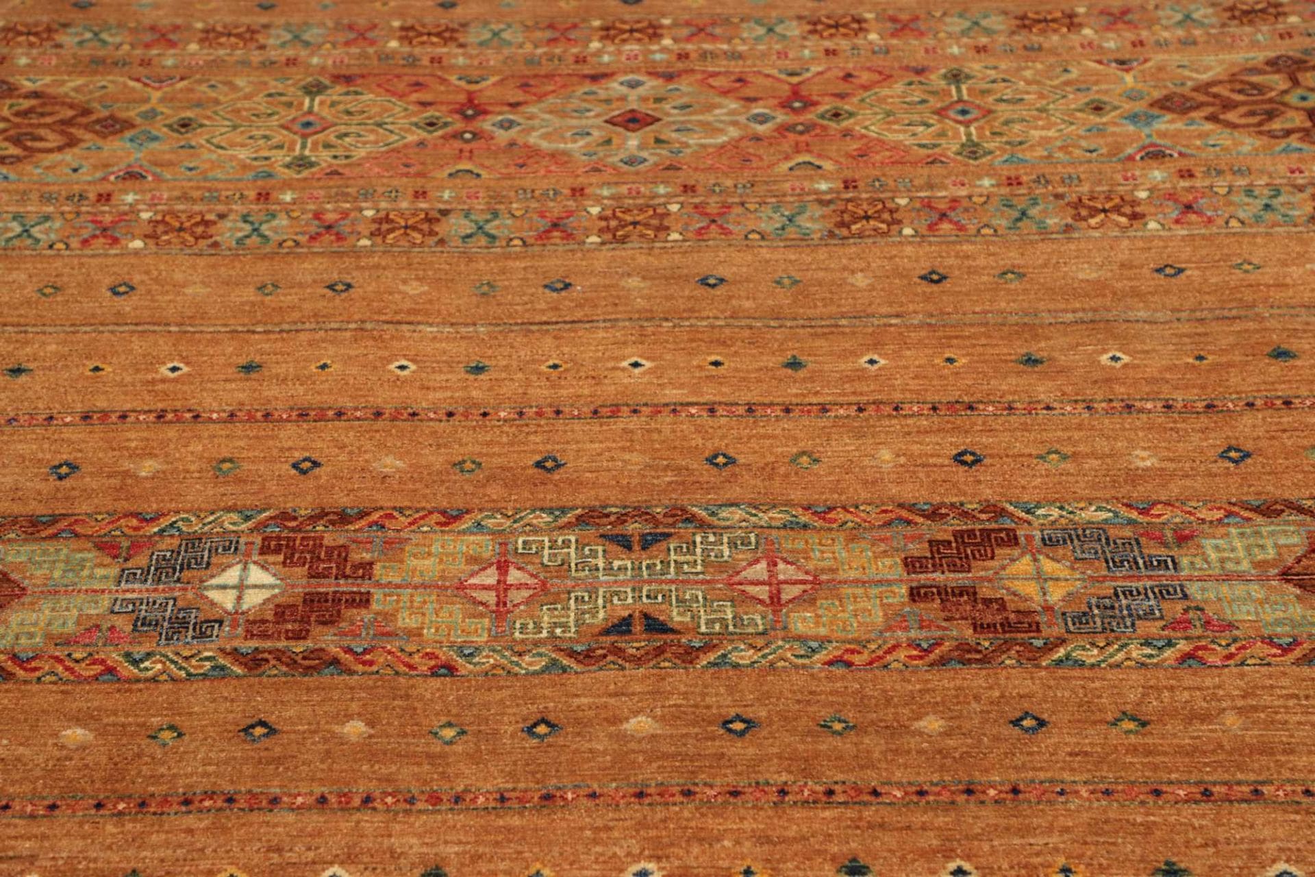 Handgeknüpfter Samarkand Orientteppich, 169 × 247 cm, Wolle