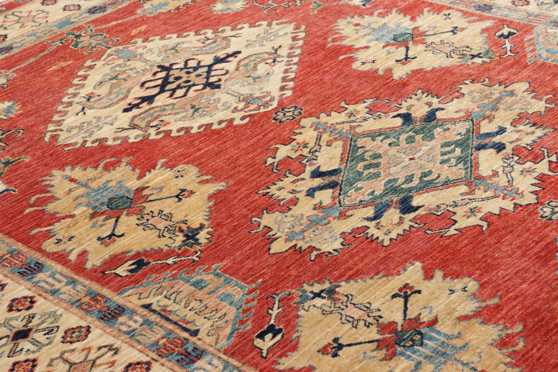 Kazak Orientteppich 174 × 239 cm aus Wolle, handgeknüpft