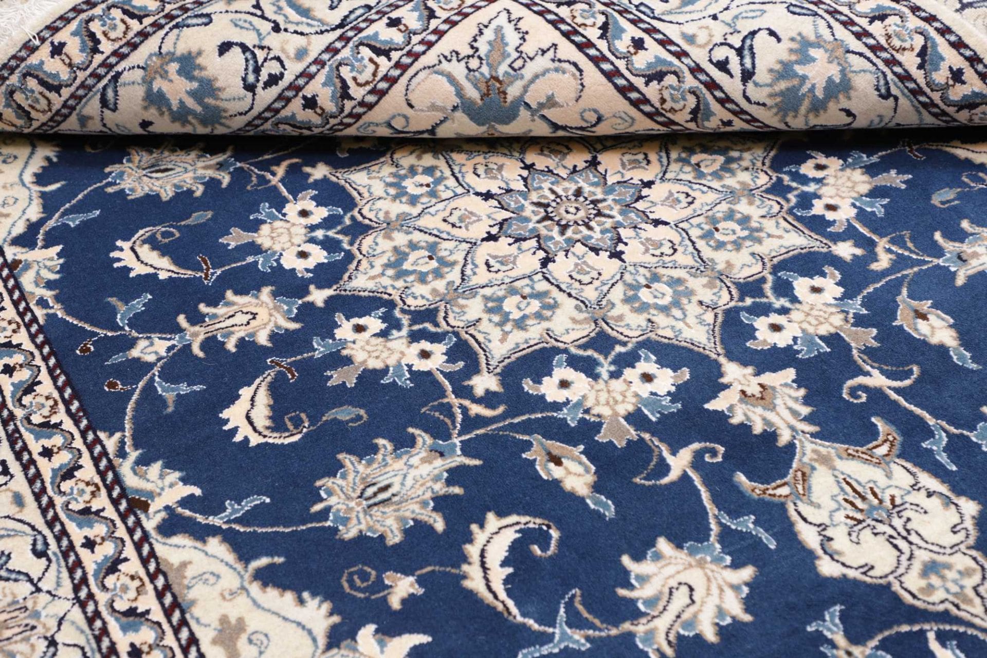 Nain Perserteppich aus Iran, 168 × 233 cm