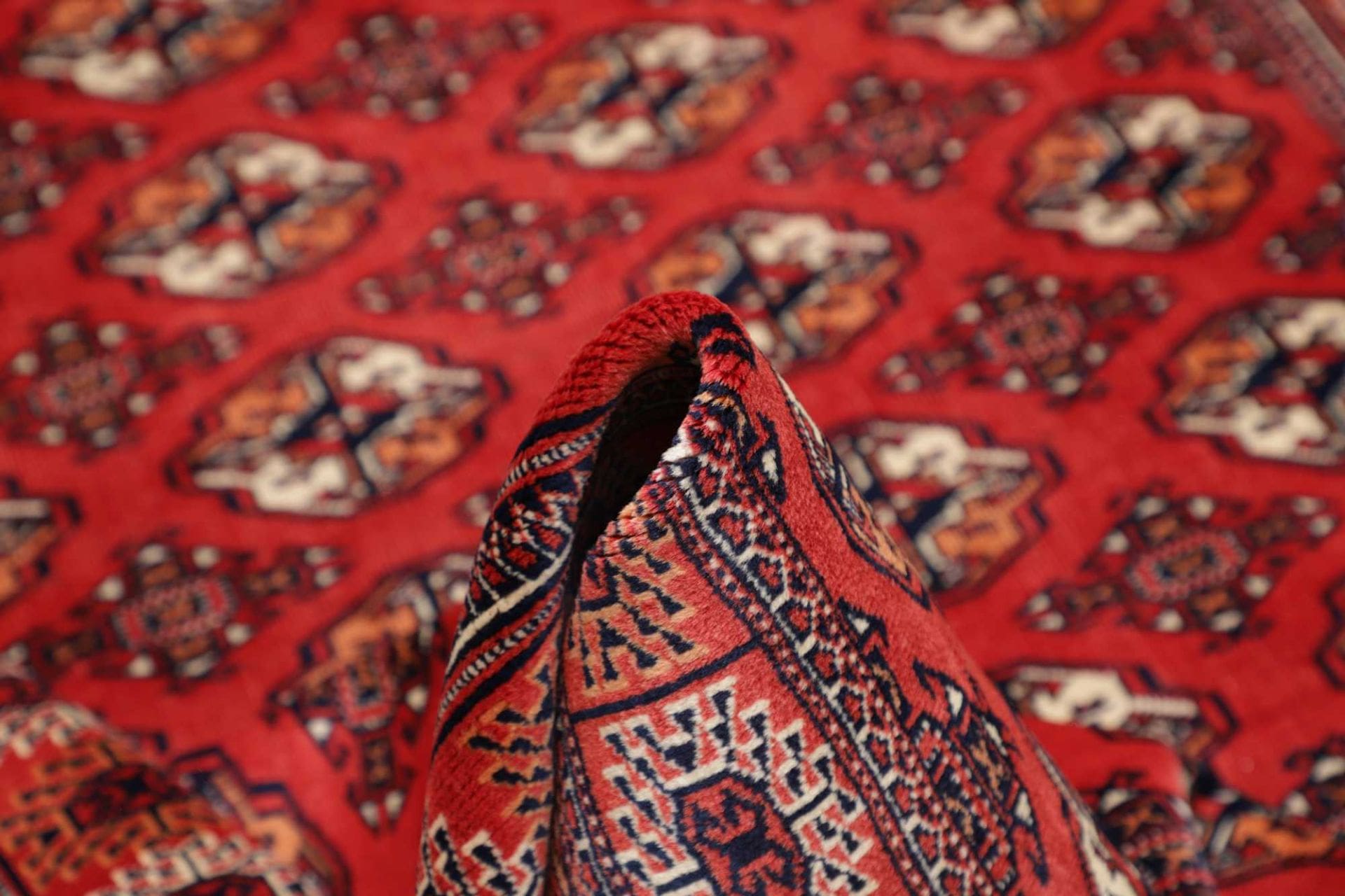 Handgeknüpfter Turkmen Perserteppich 153 × 217 cm
