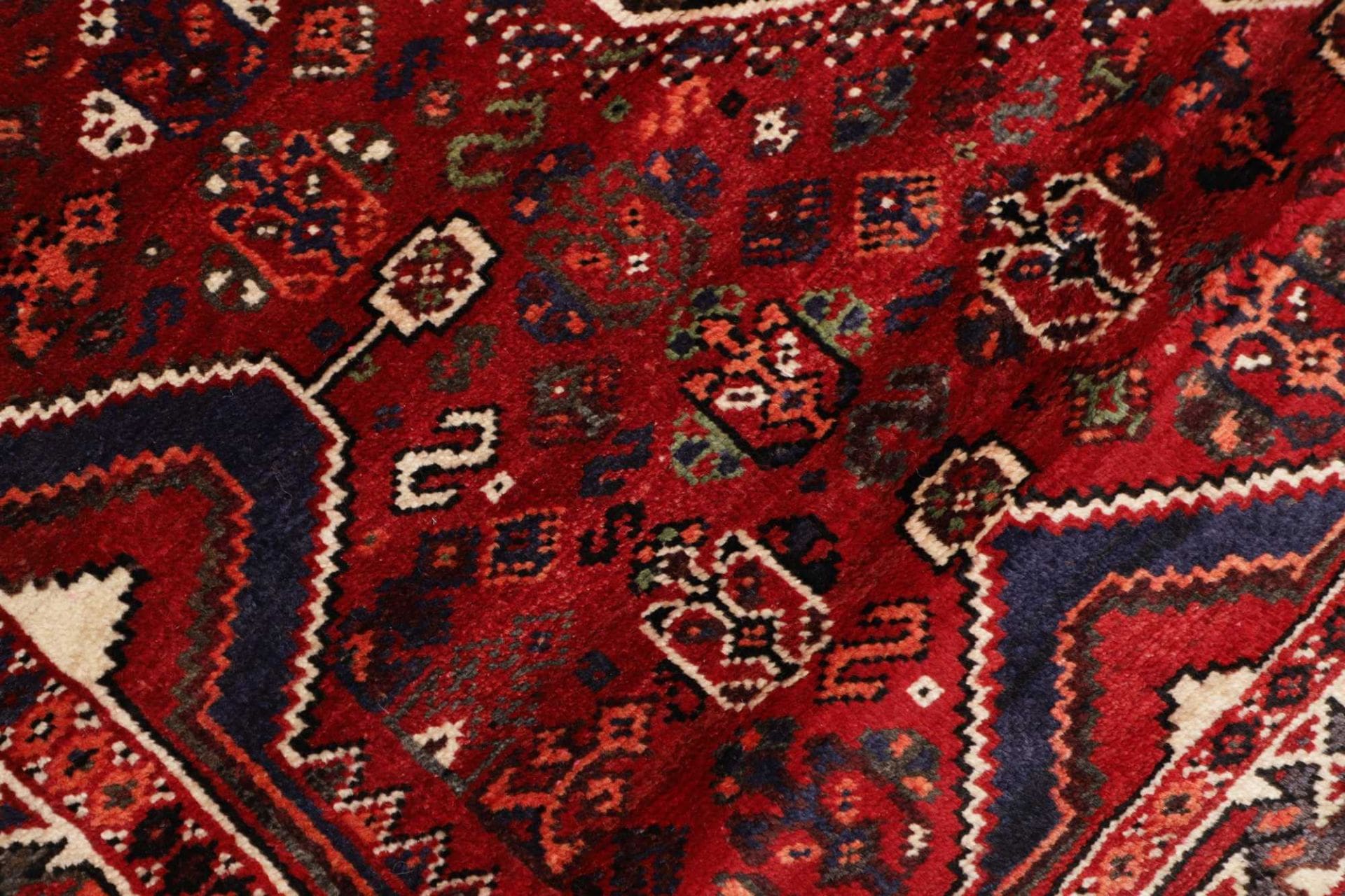 Shiraz Perserteppich 173 × 245 cm aus Wolle, handgeknüpft