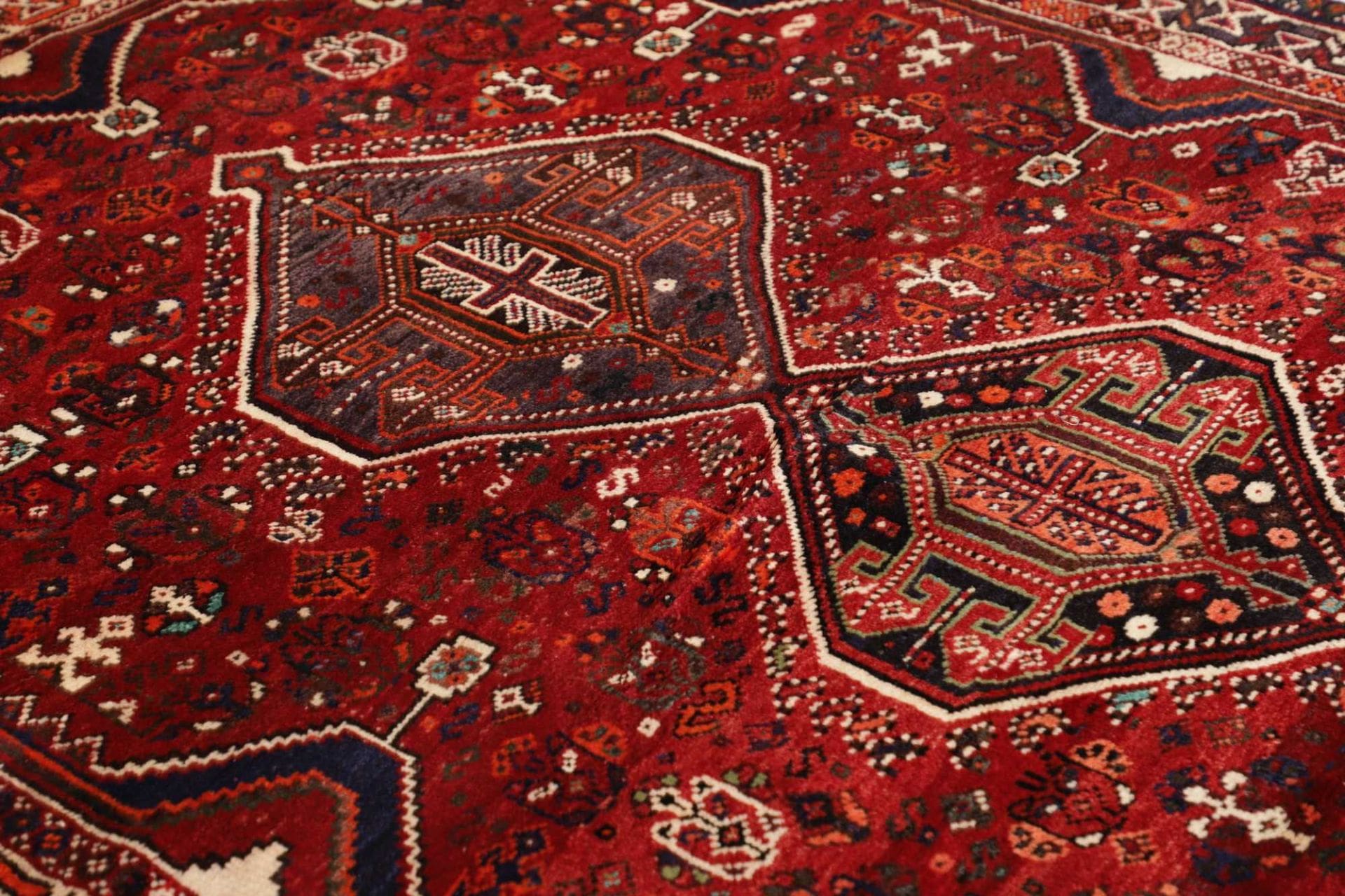 Shiraz Perserteppich 173 × 245 cm aus Wolle, handgeknüpft