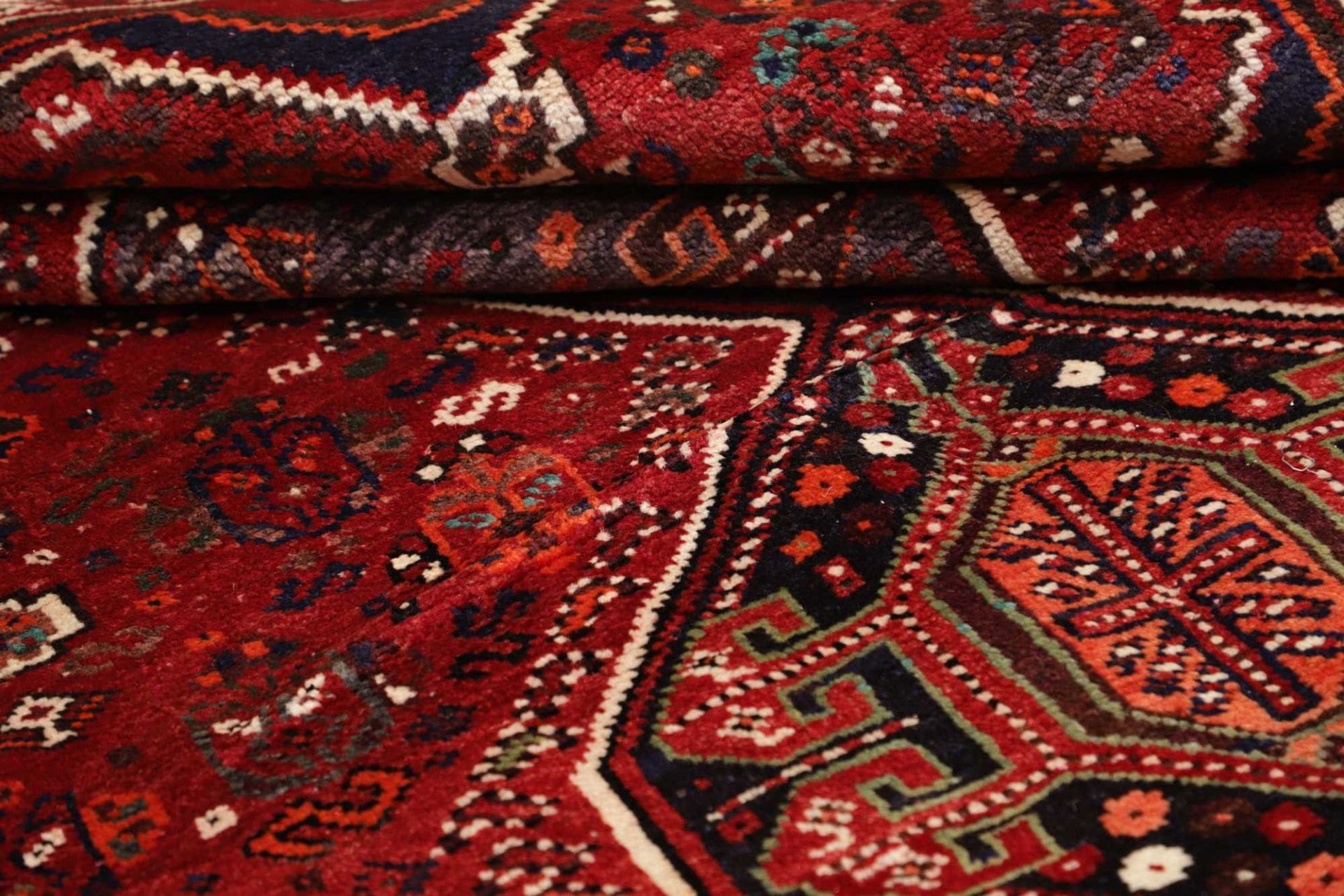 Shiraz Perserteppich 173 × 245 cm aus Wolle, handgeknüpft