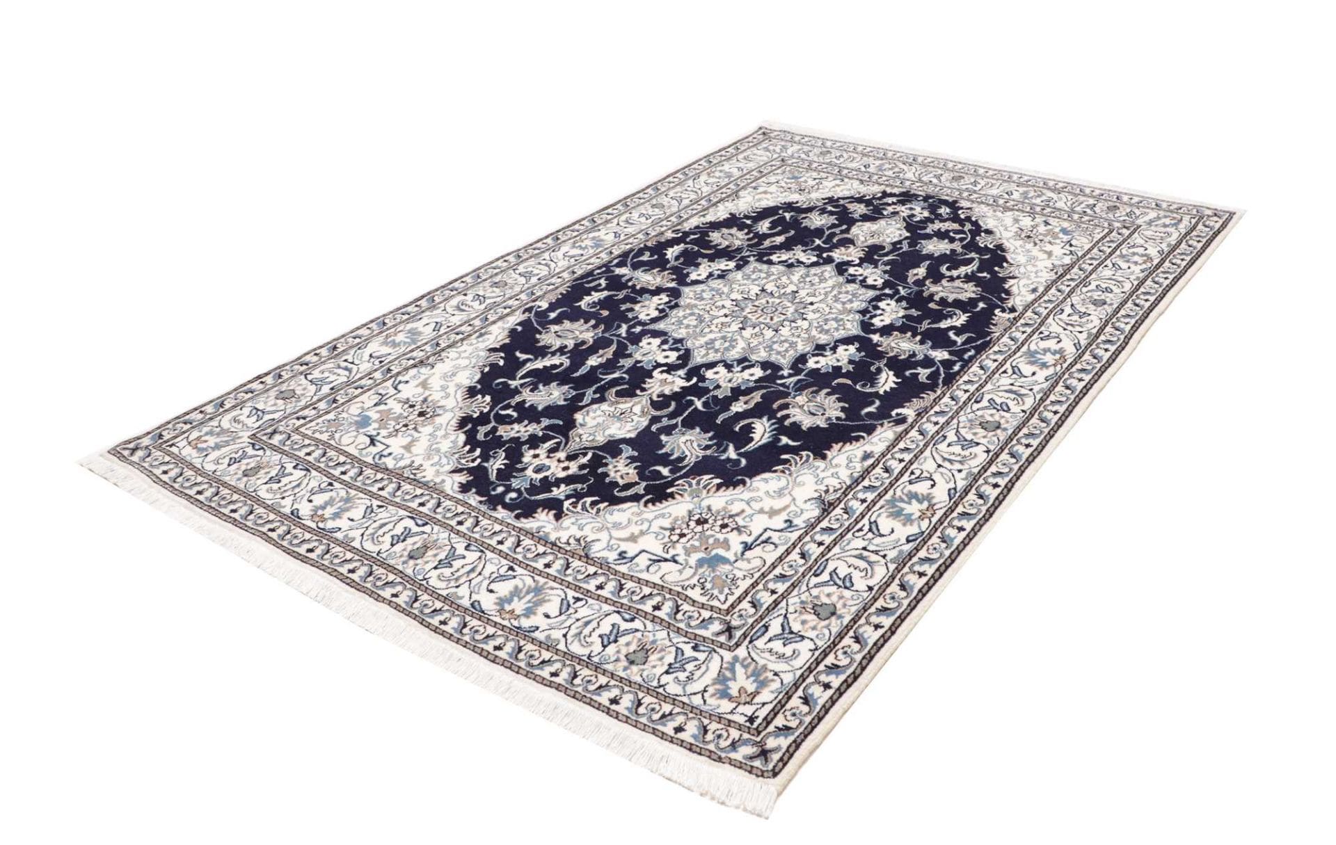 Nain Perserteppich aus Iran, 165 × 248 cm