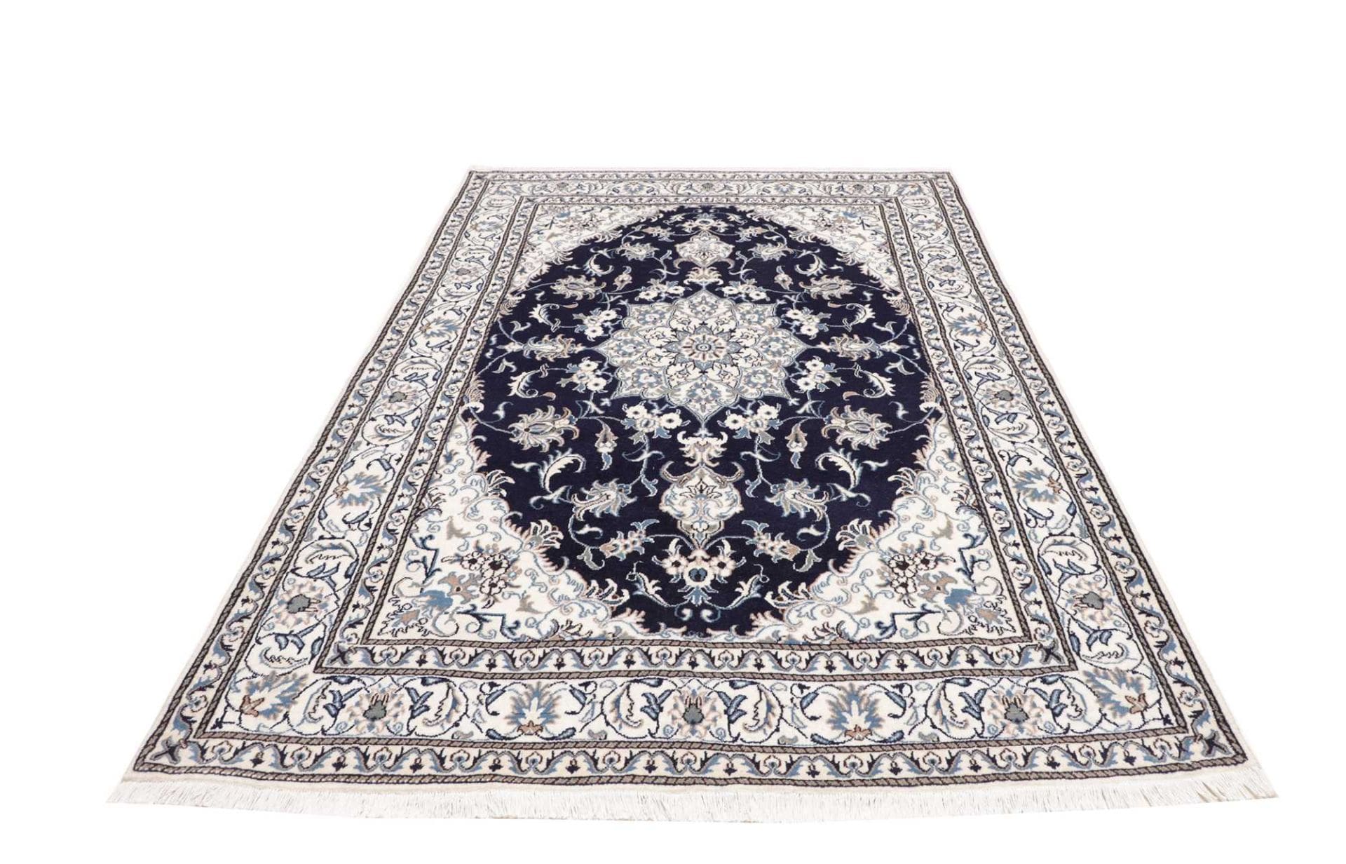 Nain Perserteppich aus Iran, 165 × 248 cm