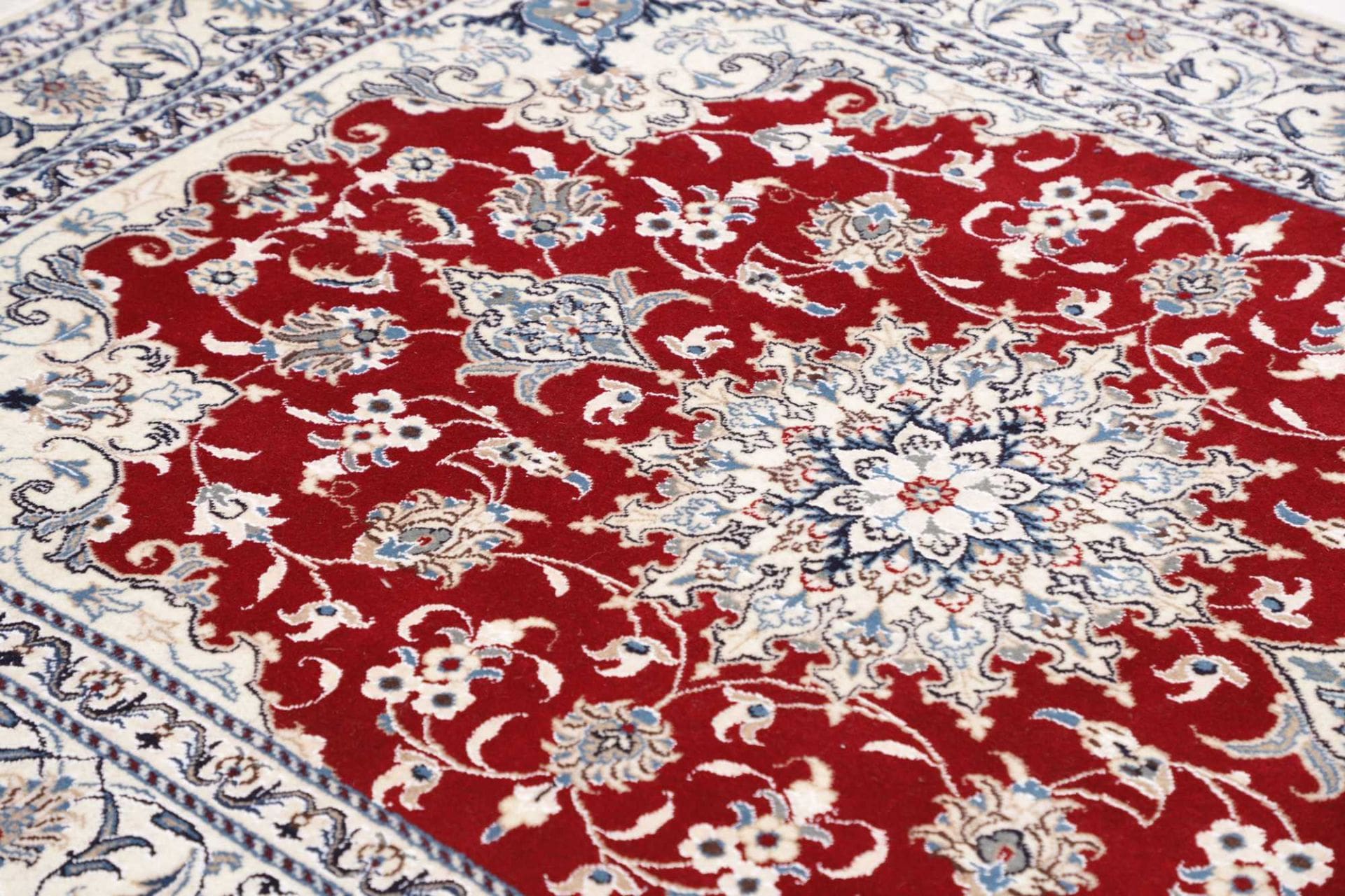Handgeknüpfter Nain Perserteppich 151 × 200 cm