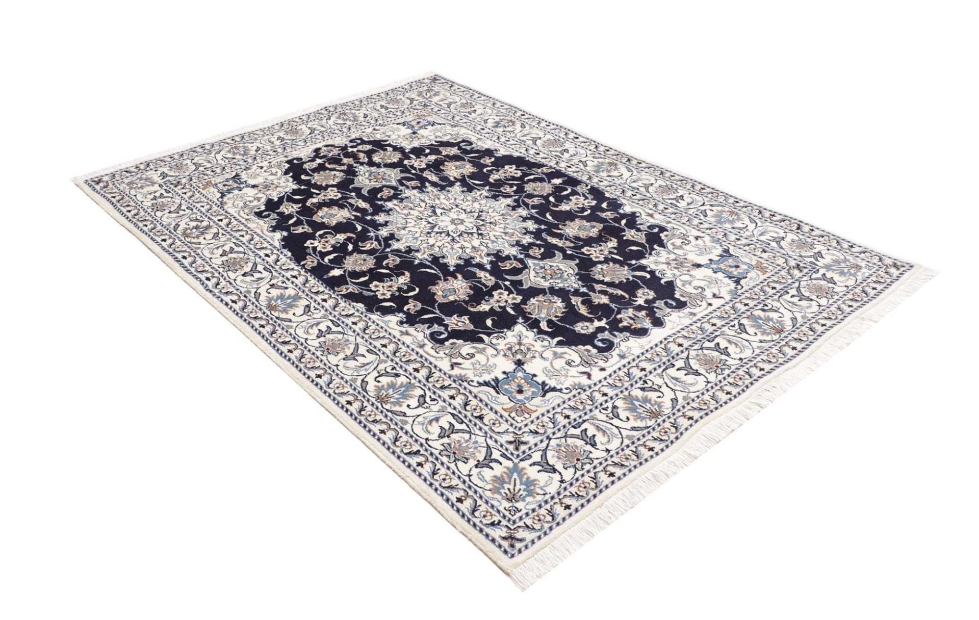 Nain Perserteppich 153 × 210 cm aus Wolle, handgeknüpft