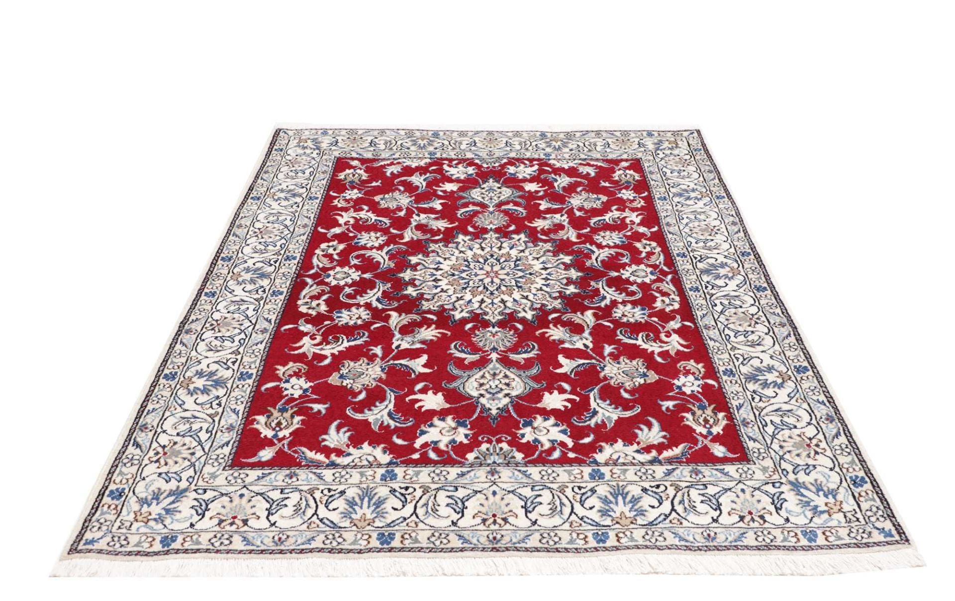 Handgeknüpfter Nain Perserteppich 151 × 195 cm