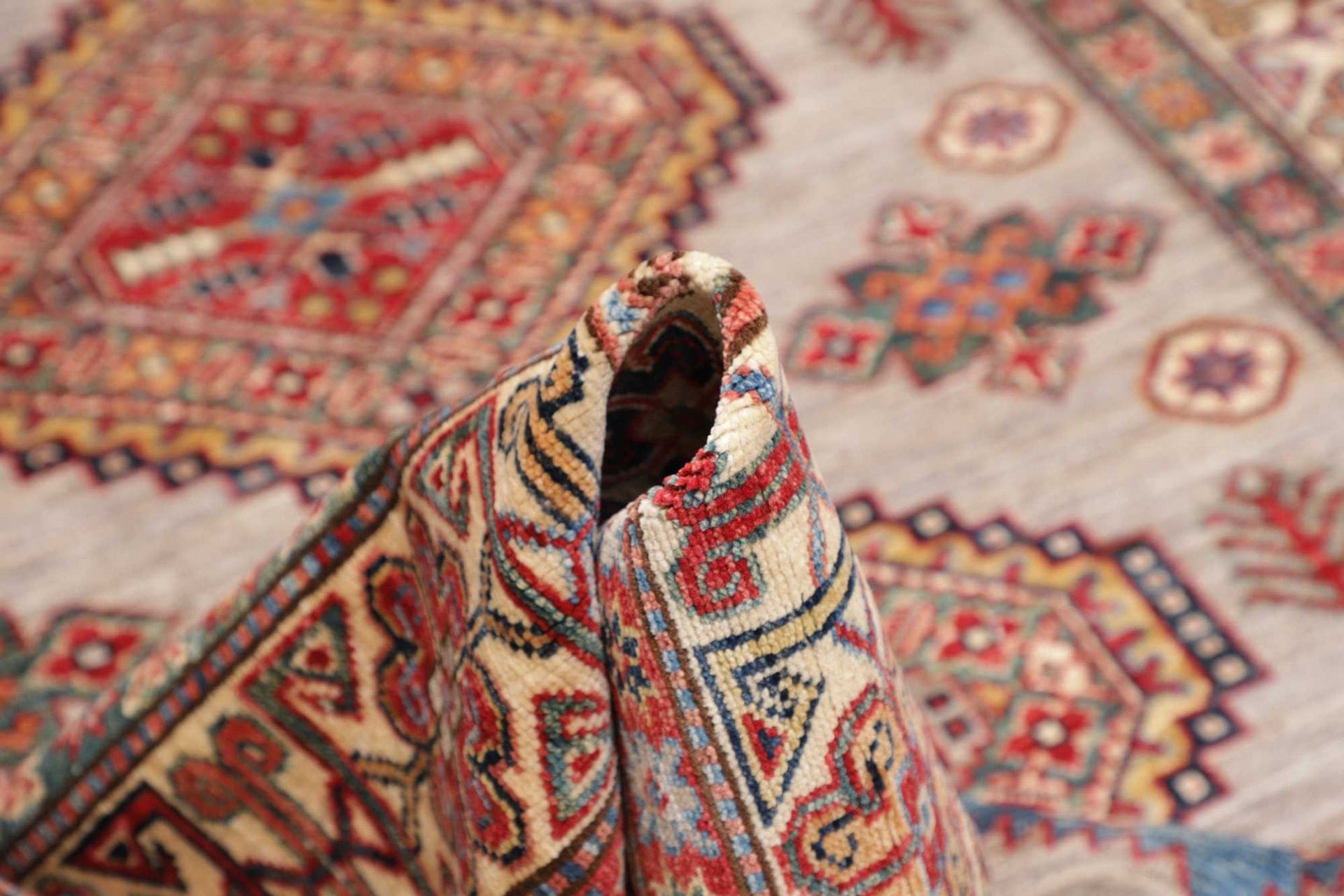 Kazak Orientteppich aus Pakistan, 152 × 207 cm