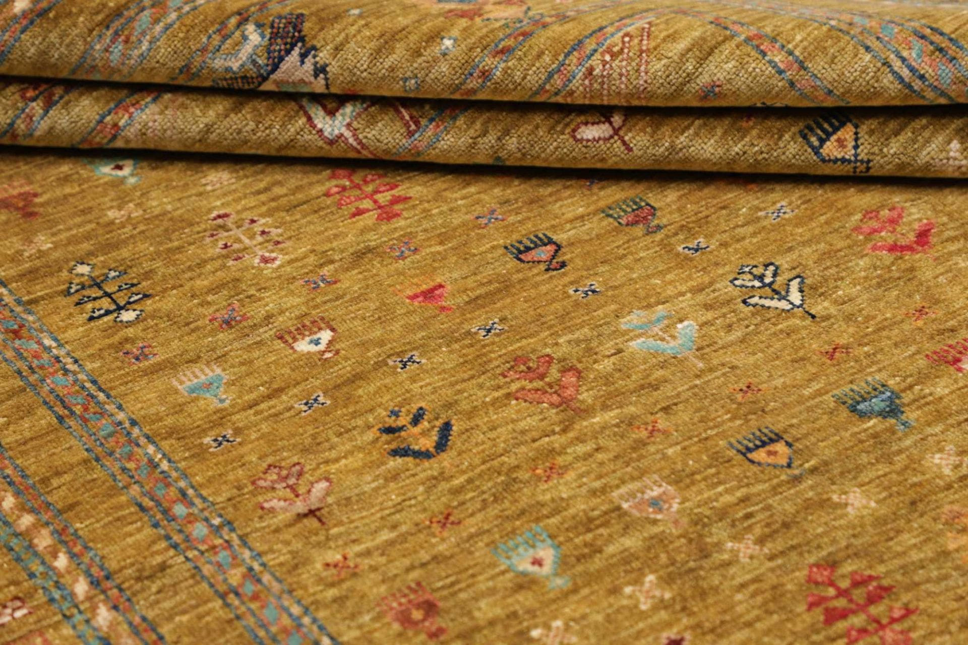 Handgeknüpfter Samarkand Orientteppich 153 × 206 cm