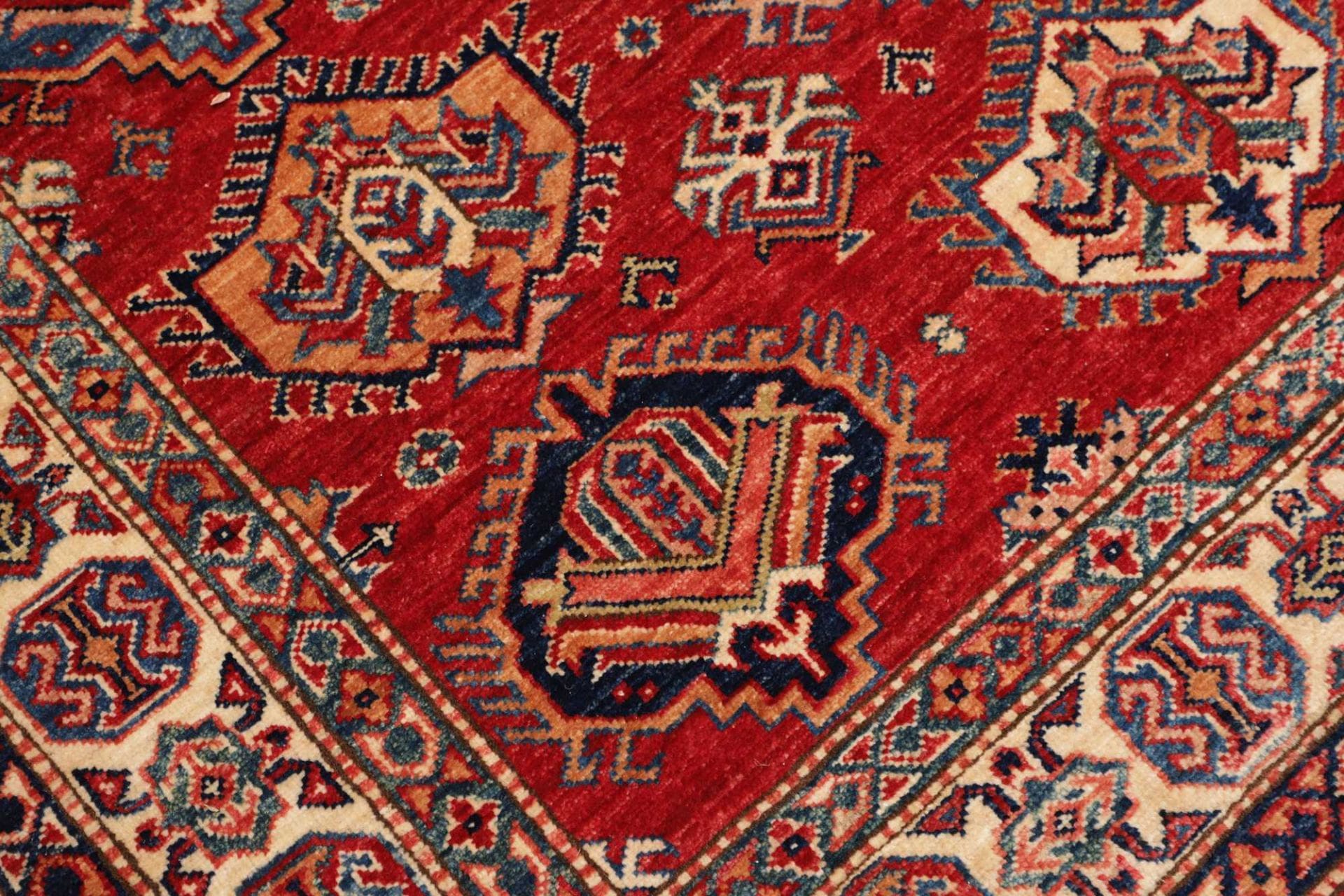 Kazak Orientteppich aus Pakistan, 146 × 205 cm