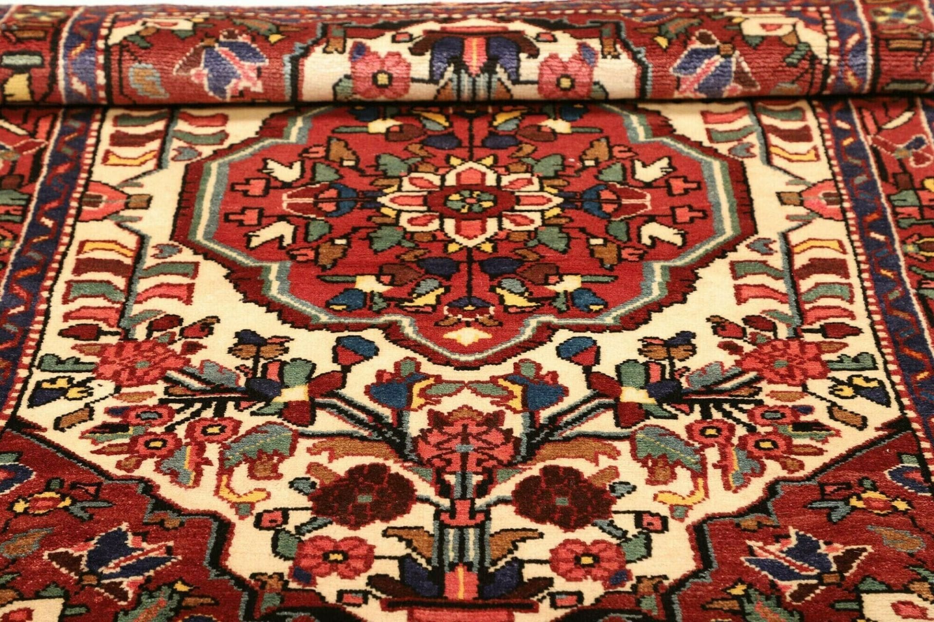 hamadan-teppich-109-x-147cm-schurwolle-herati-muster-handgeknupft-9 Handgeknüpfter Hamadan Herati Perserteppich, 109 × 147 cm, Wolle