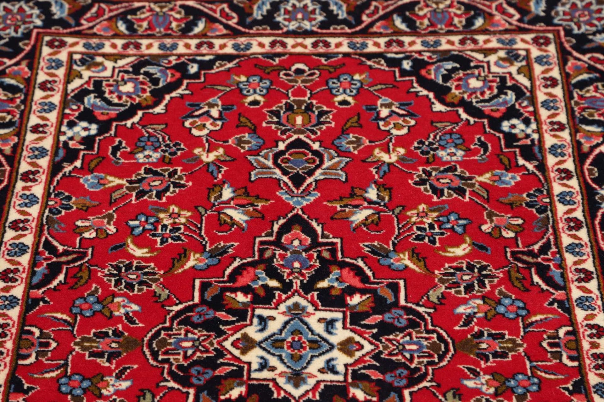 Kashan Perserteppich 103 × 145 cm aus Wolle, handgeknüpft
