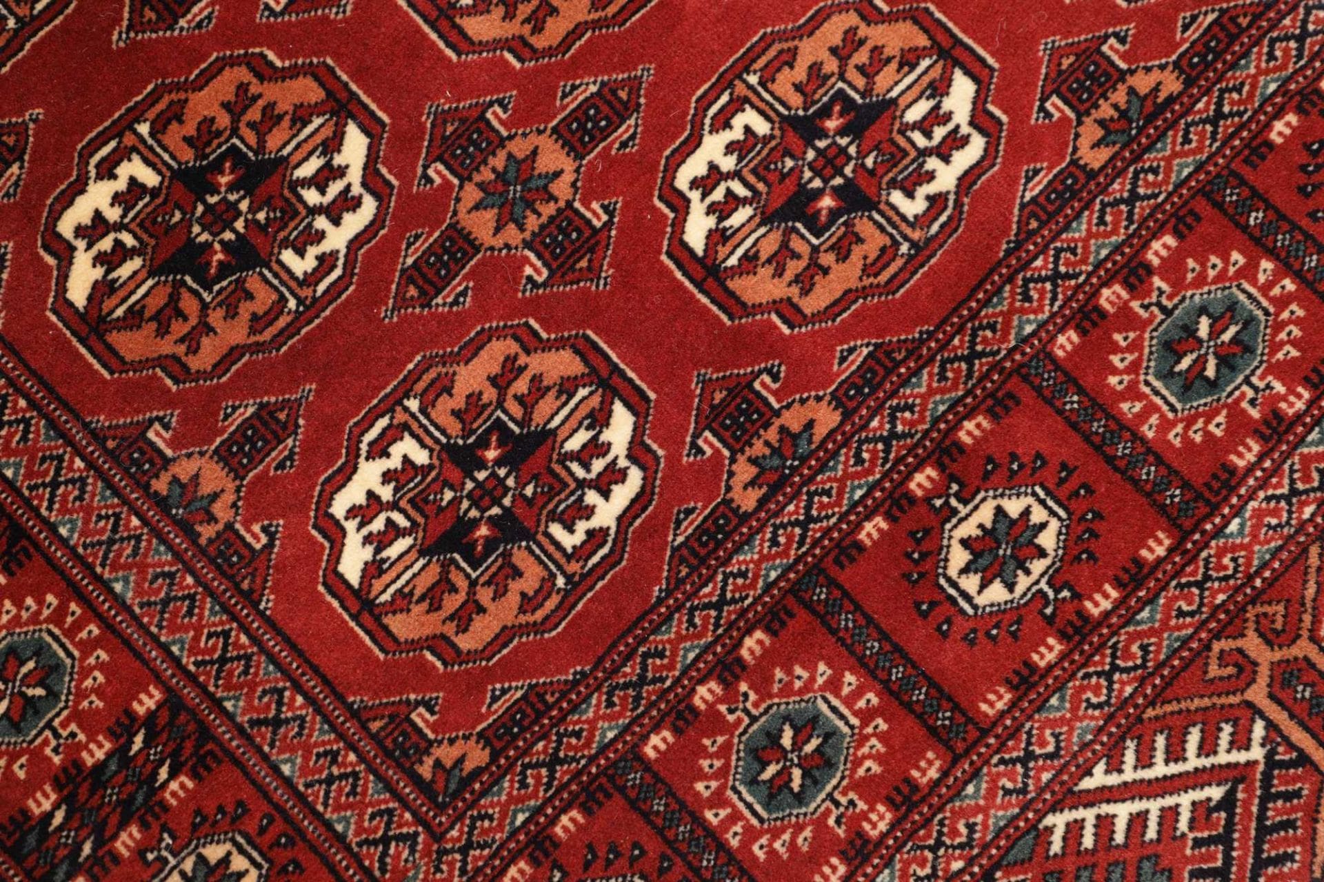 Turkmen Perserteppich aus Iran, 111 × 150 cm