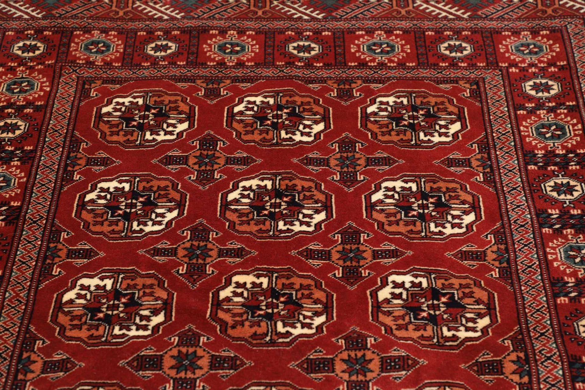 Turkmen Perserteppich aus Iran, 111 × 150 cm