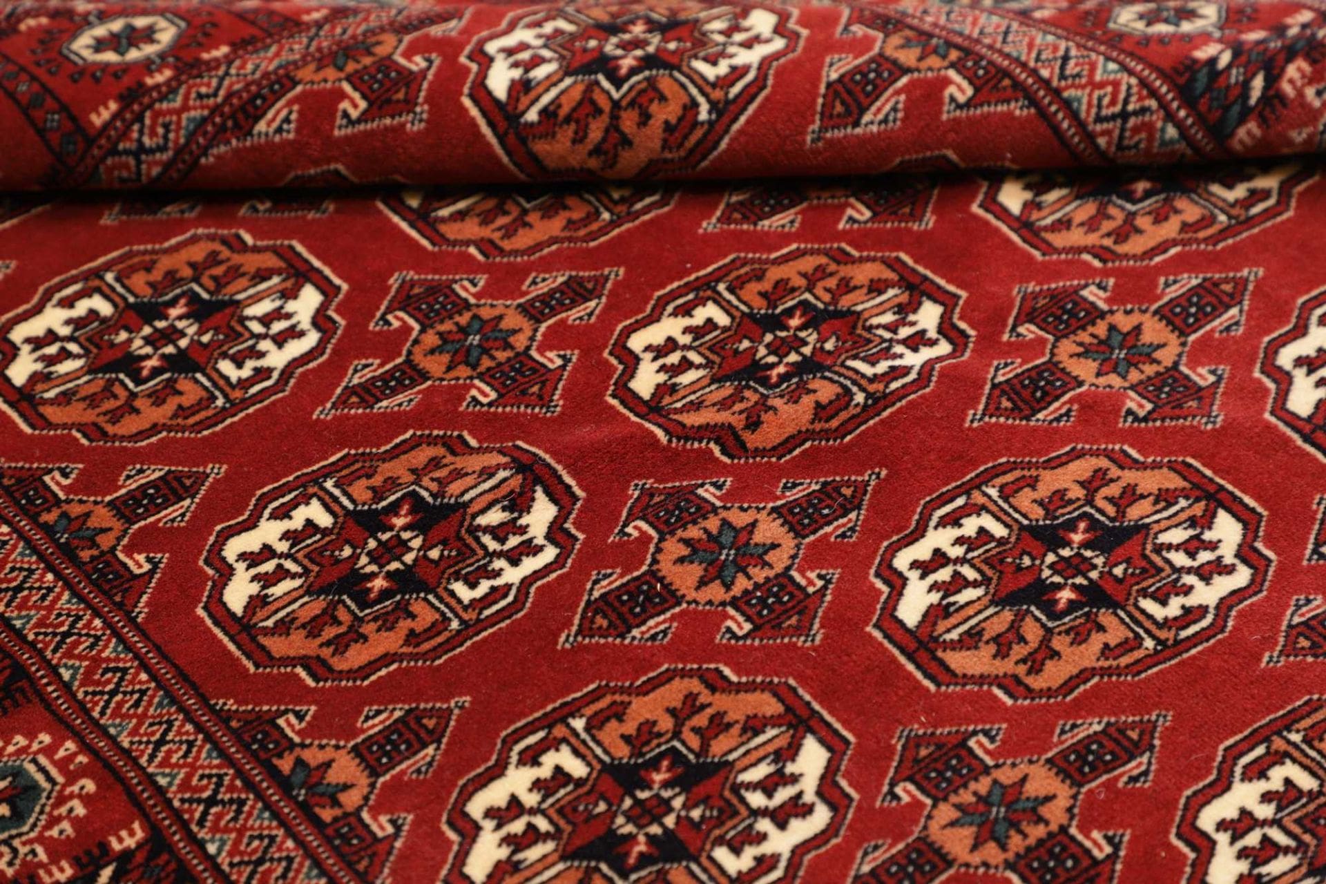 Turkmen Perserteppich aus Iran, 111 × 150 cm