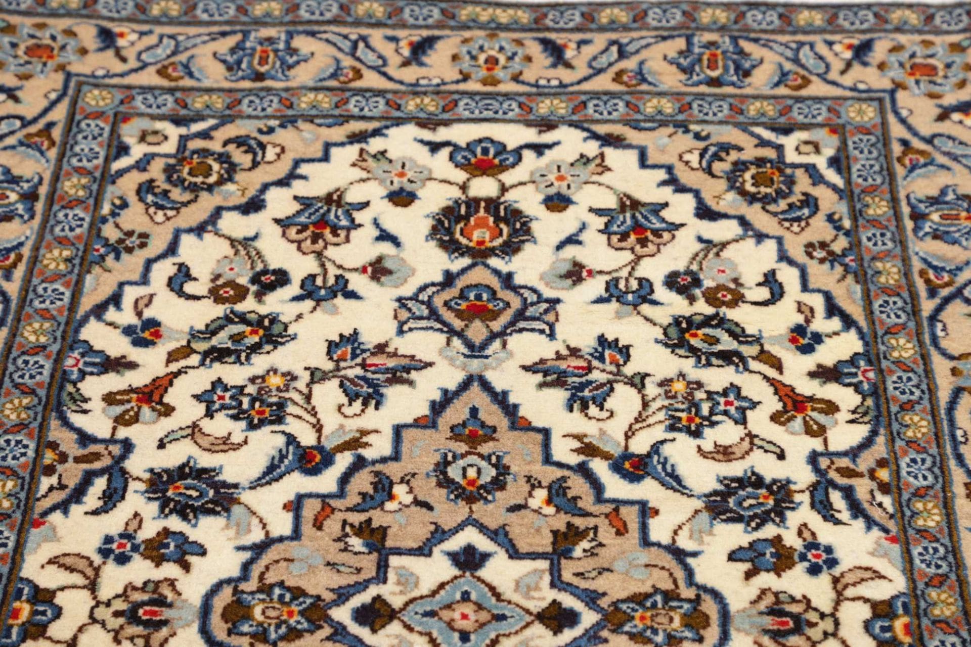 Kashan Perserteppich 100 × 145 cm aus Wolle, handgeknüpft