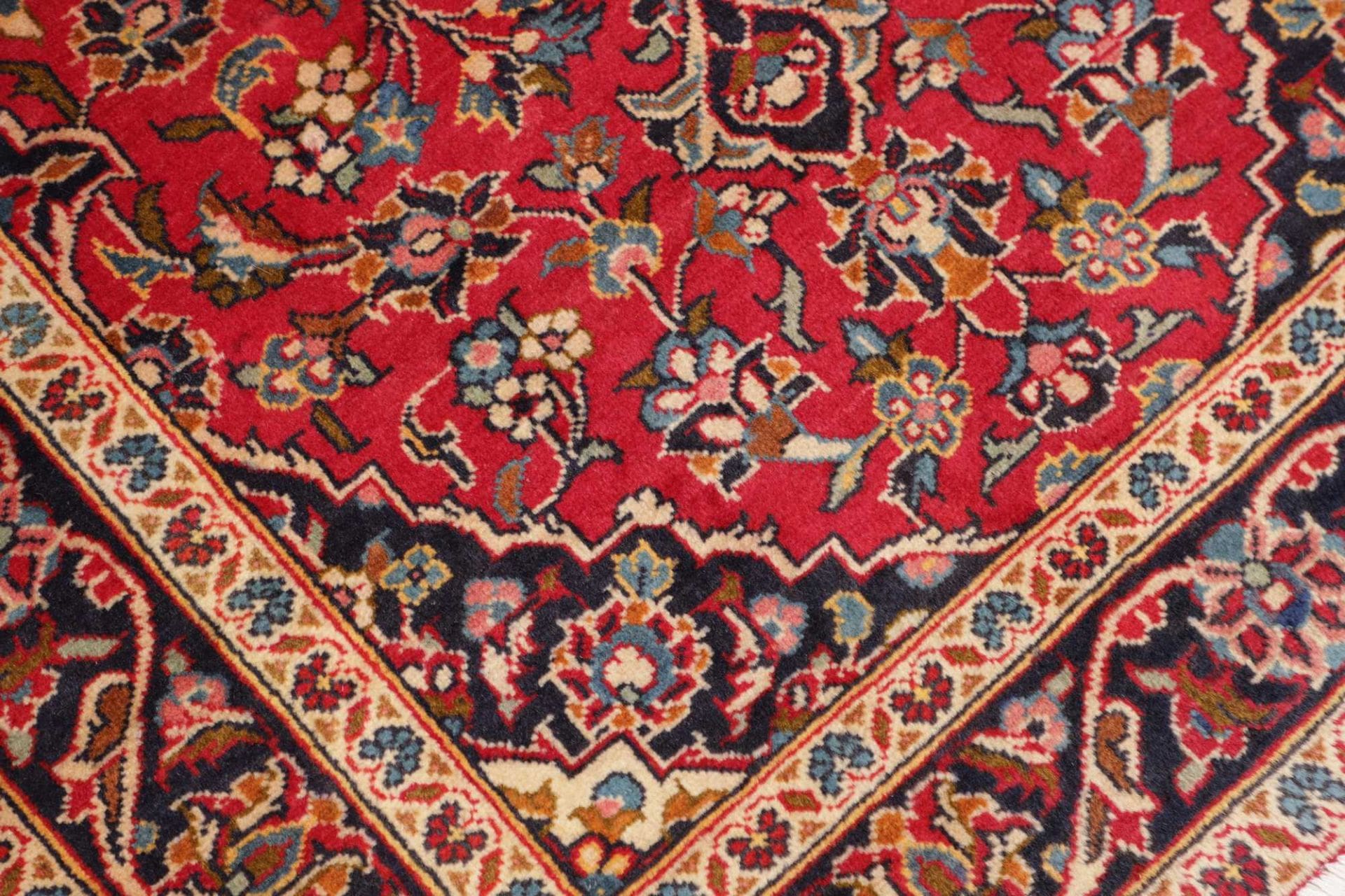 Handgeknüpfter Kashan Perserteppich 100 × 140 cm