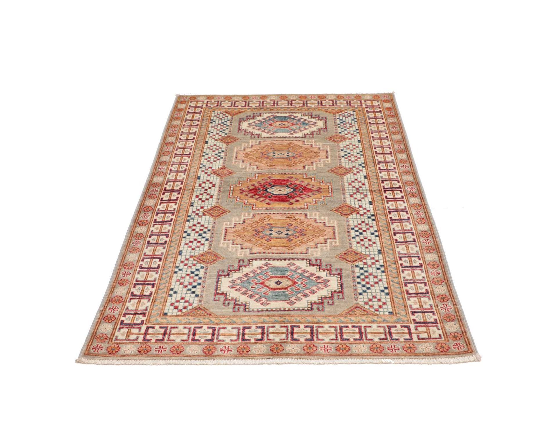 kazak-teppich-106-x-152-cm-geometrisches-muster-handgeknupft-3 Kazak Orientteppich aus Pakistan, 106 × 152 cm