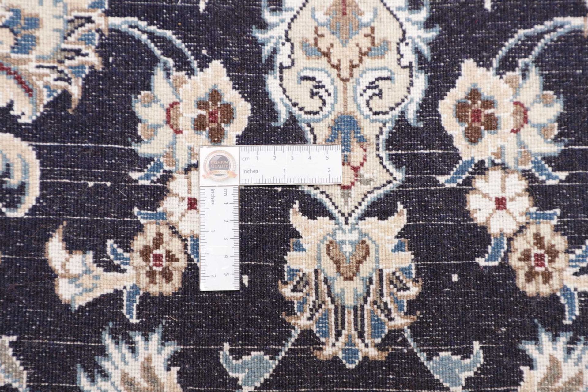 Nain Perserteppich aus Iran, 83 × 291 cm