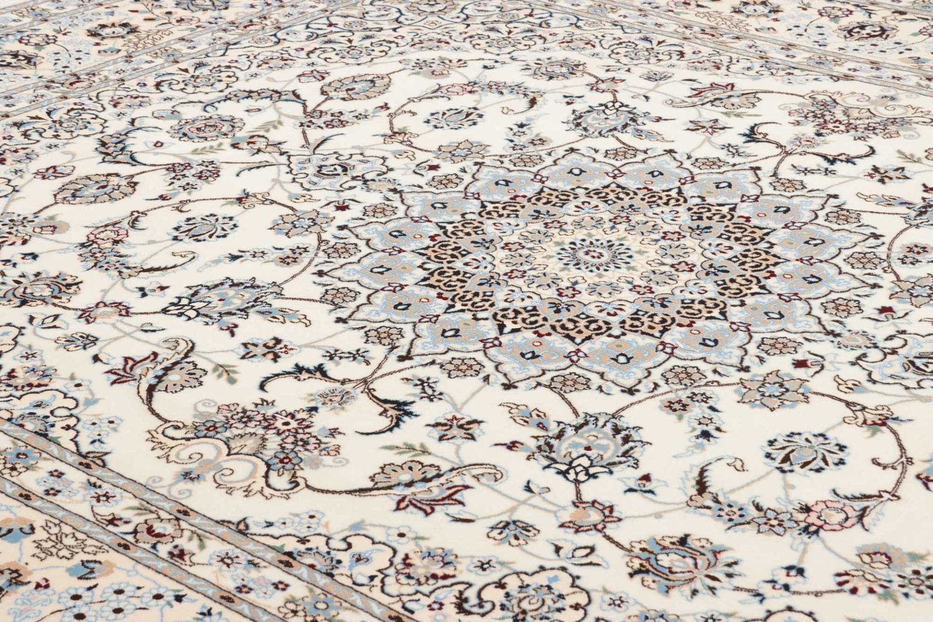 nain-teppich-6la-213-x-251-cm-handgeknupft-exklusives-design-6 Nain Perserteppich 213 × 251 cm aus Wolle, handgeknüpft