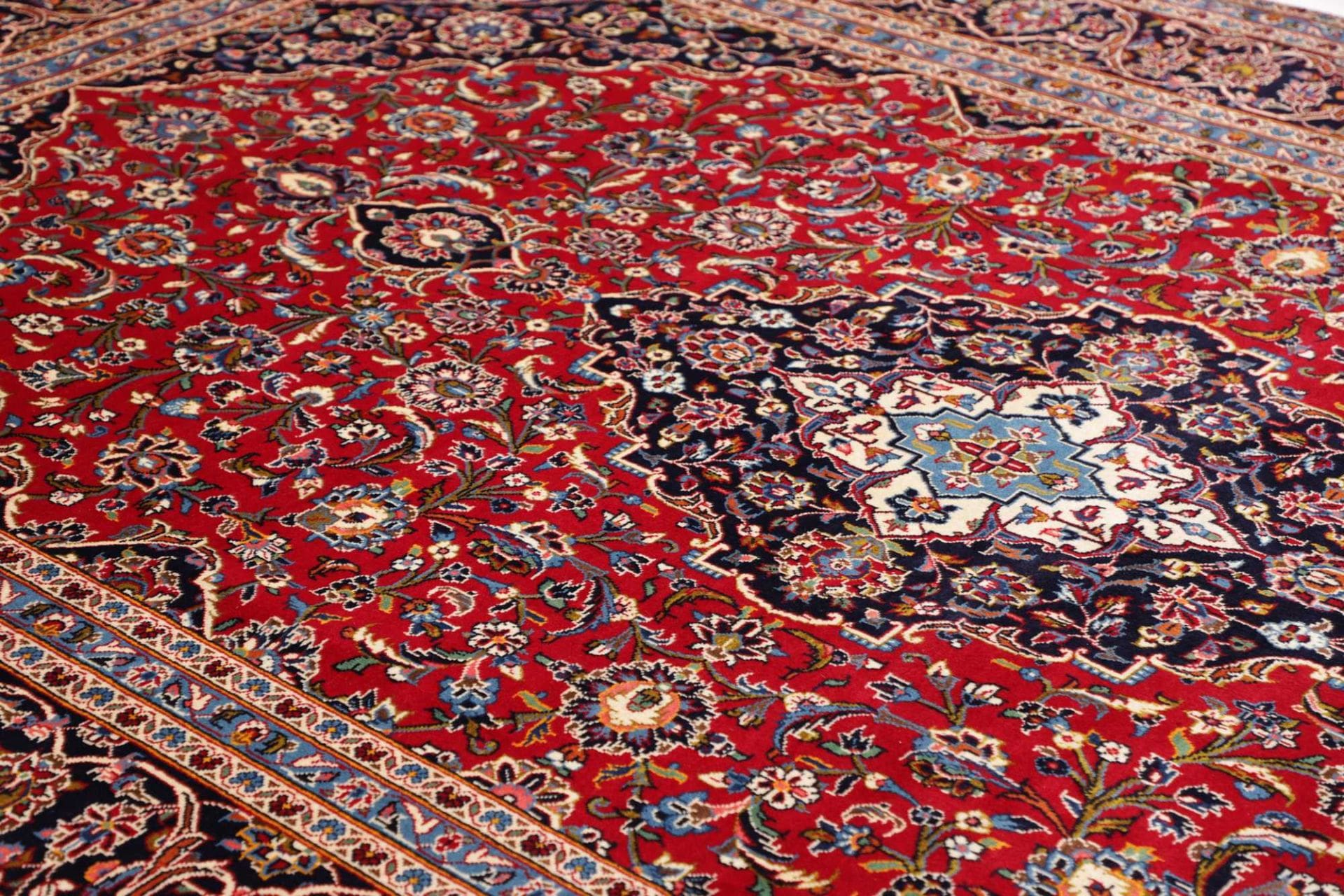Kashan Perserteppich aus Iran, 248 × 387 cm