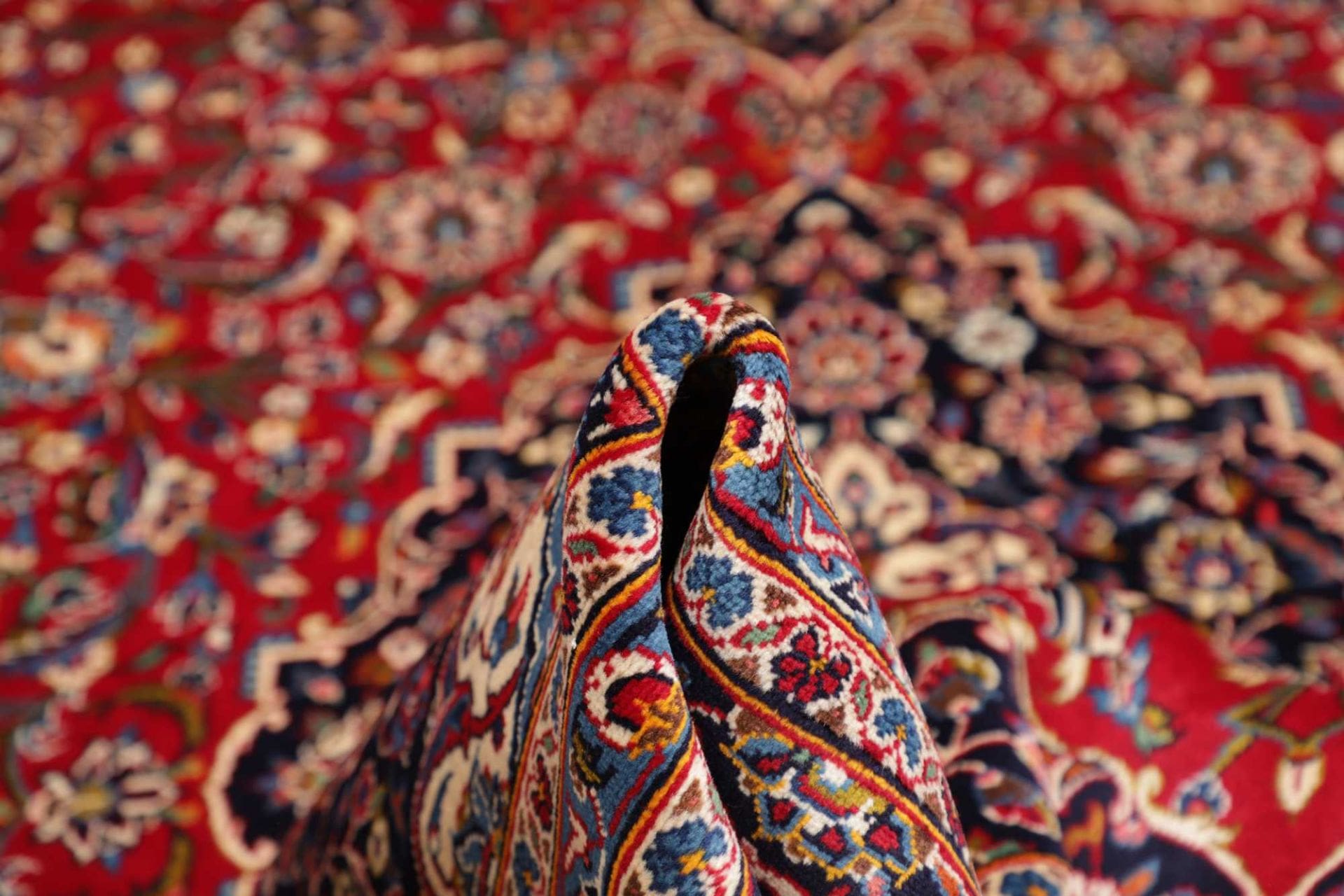 Kashan Perserteppich aus Iran, 248 × 387 cm