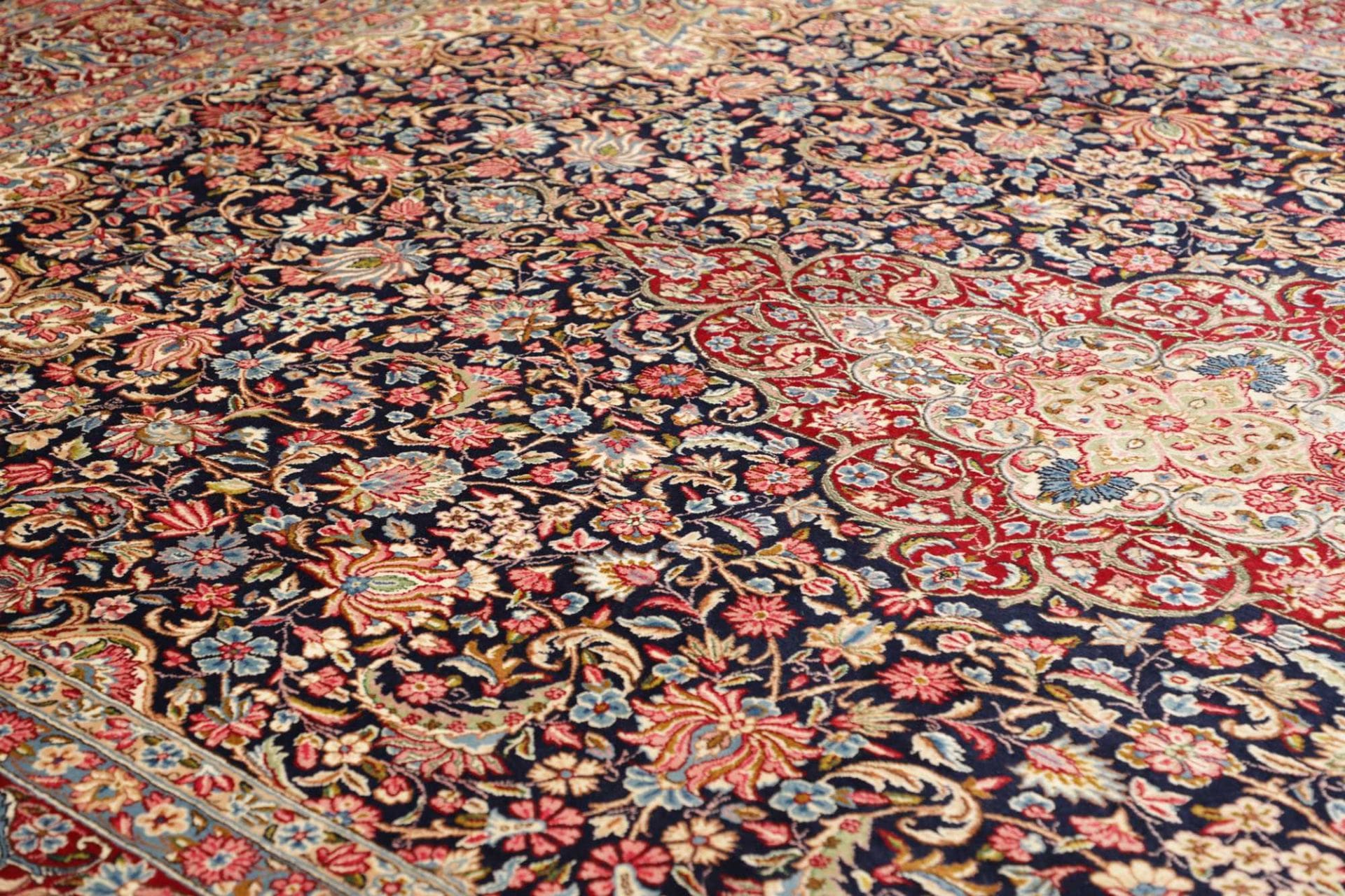 orientteppich-kirman-275-x-387cm-florale-muster-handgeknupft-6 Kerman Perserteppich 275 × 387 cm aus Wolle, handgeknüpft
