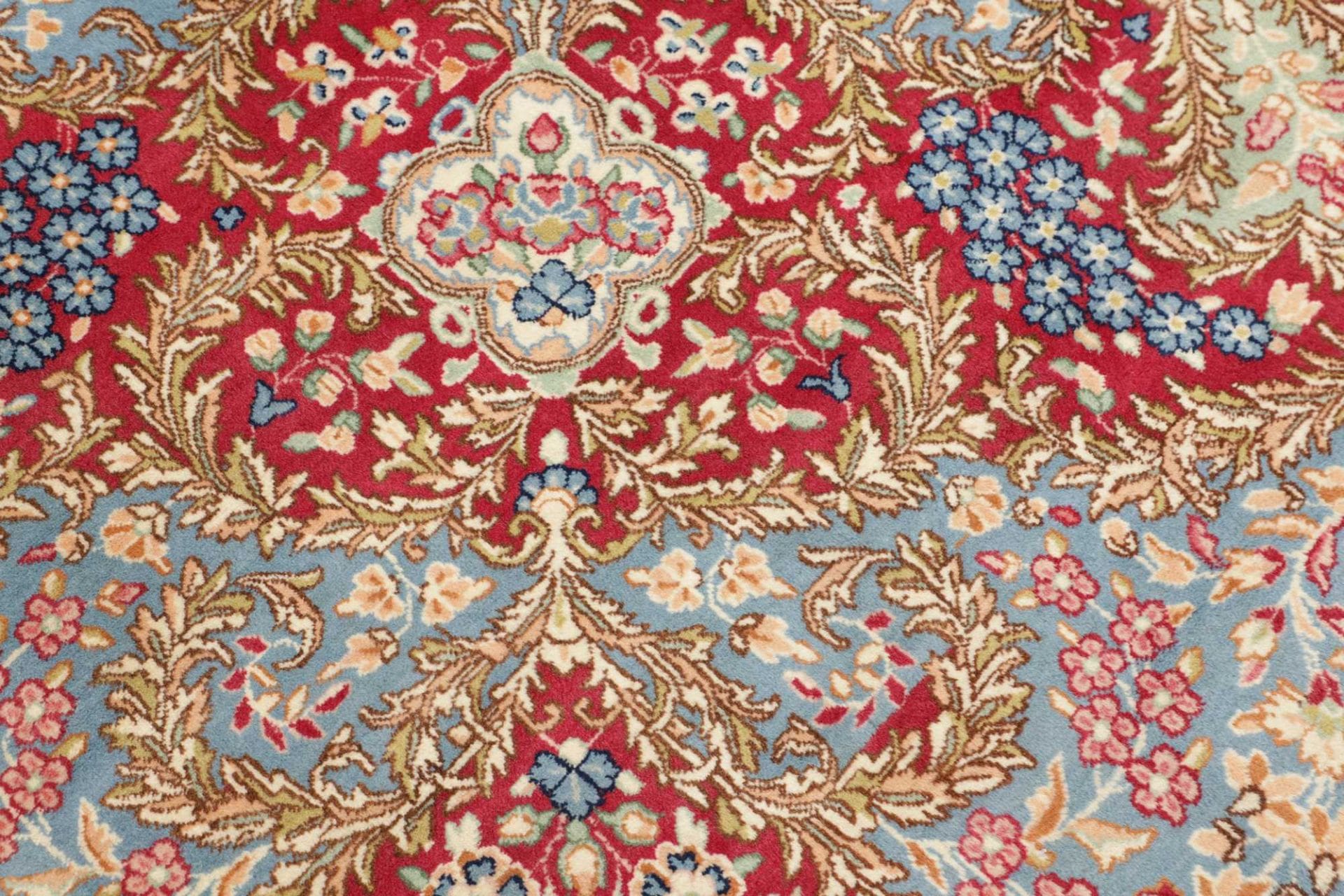 Kerman Perserteppich 283 × 385 cm aus Wolle, handgeknüpft