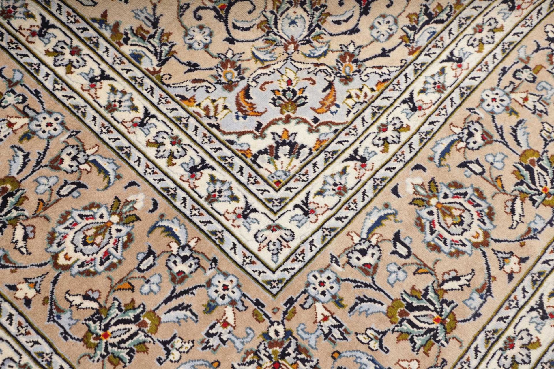 Handgeknüpfter Kashan Perserteppich, 293 × 385 cm, Wolle