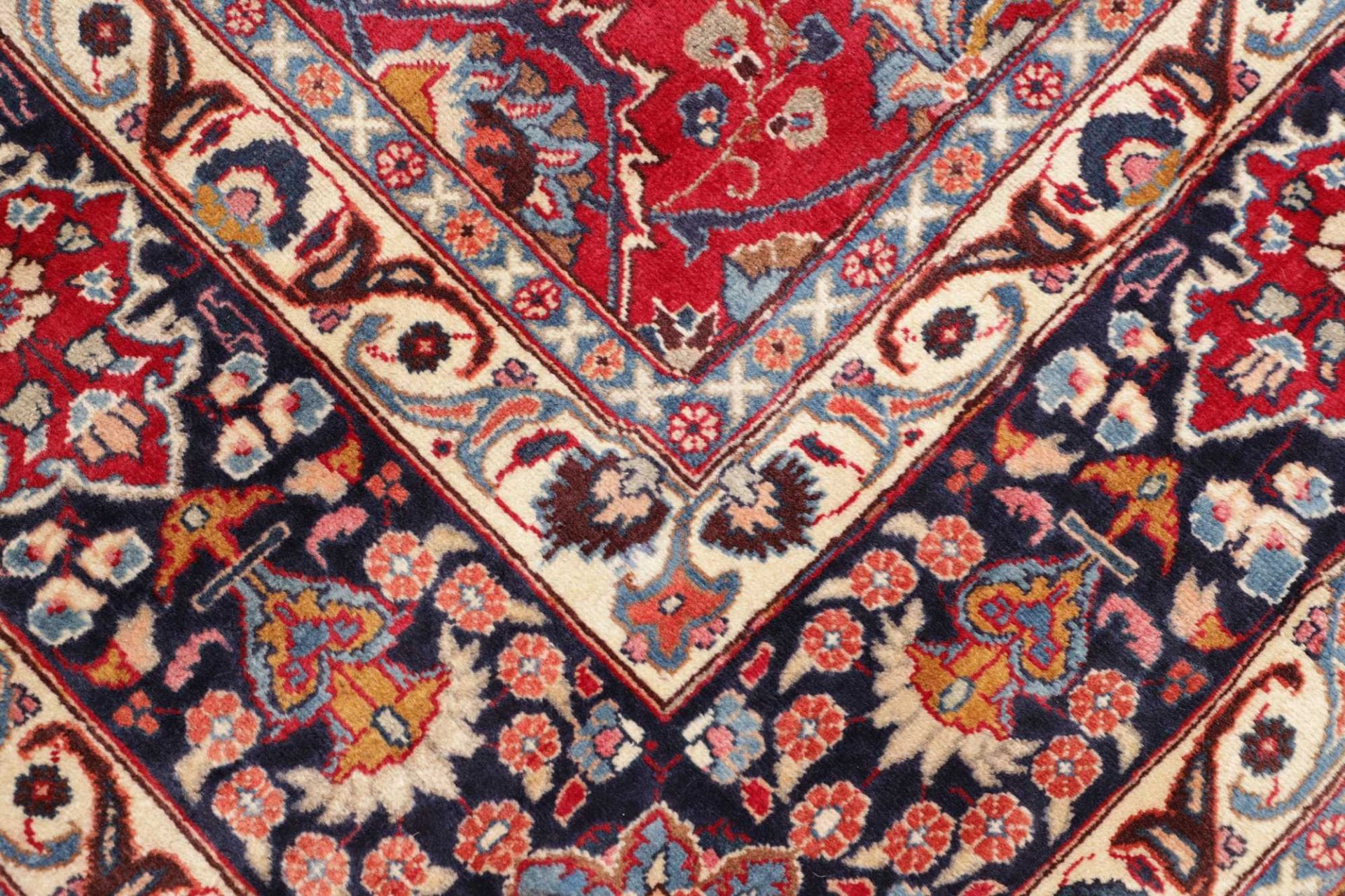 Mashhad Perserteppich aus Iran, 298 × 388 cm