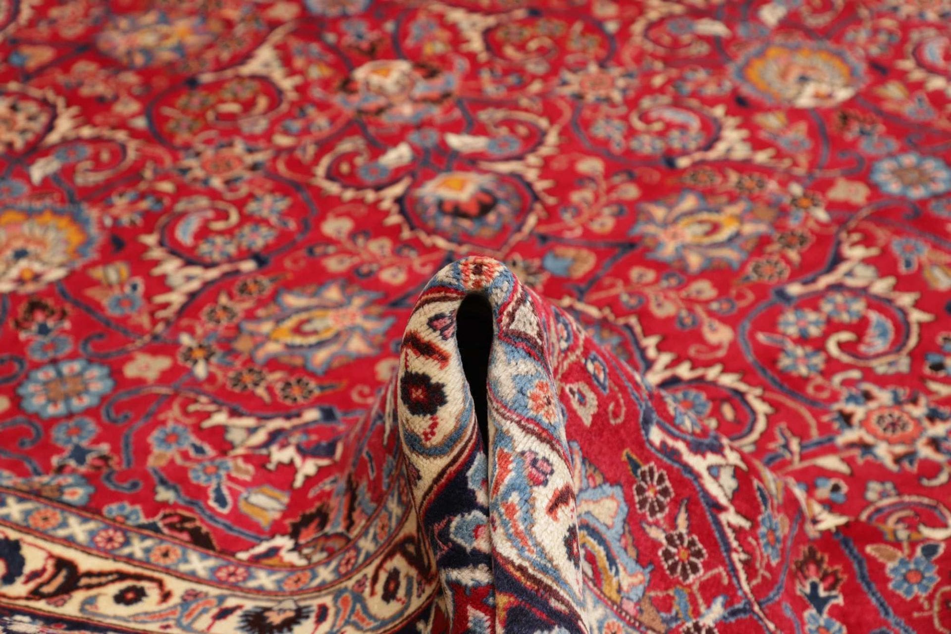 Mashhad Perserteppich aus Iran, 298 × 388 cm