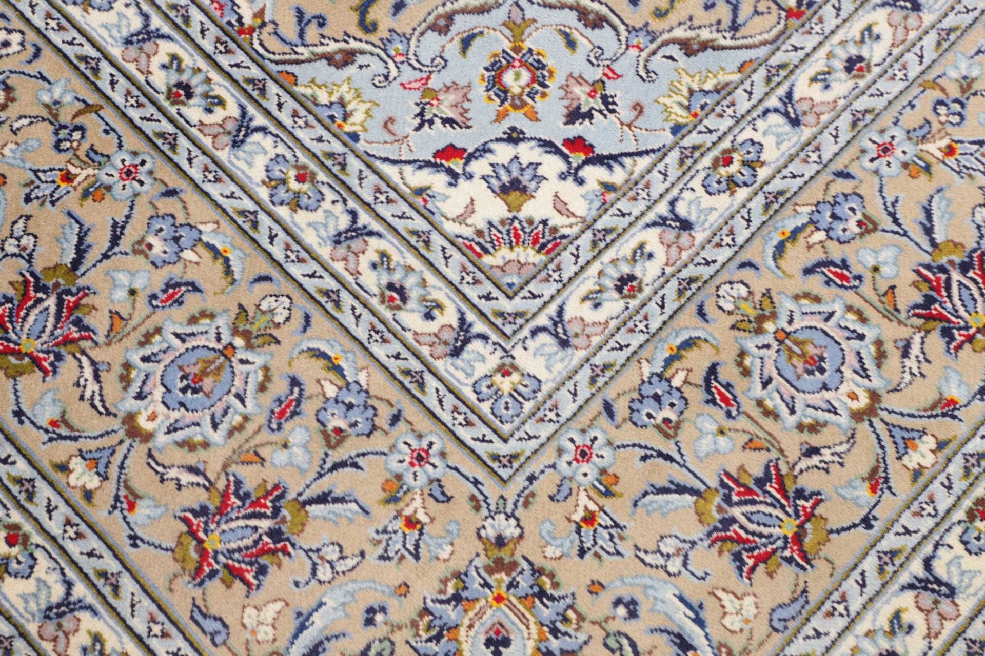 Kashan Perserteppich 293 × 400 cm aus Wolle, handgeknüpft