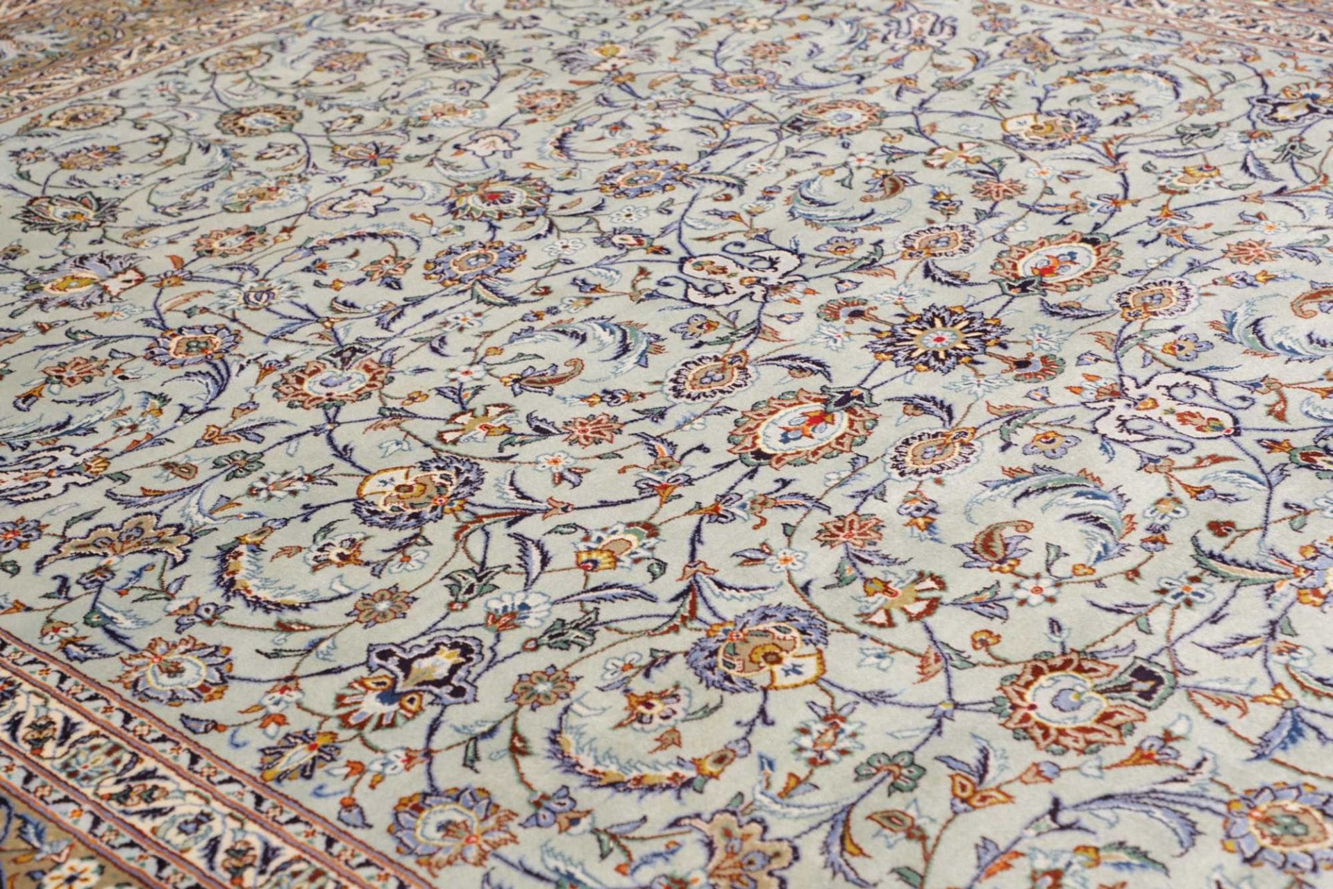 Kashan Perserteppich aus Iran, 306 × 410 cm