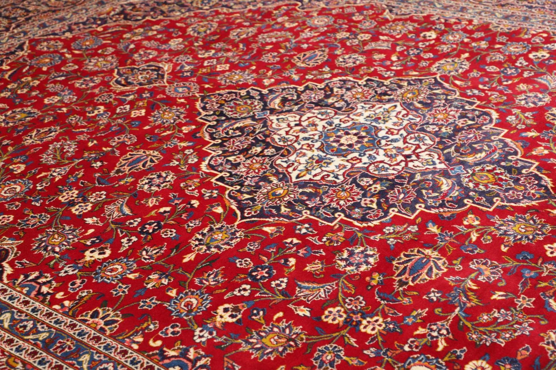 Handgeknüpfter Kashan Perserteppich 299 × 400 cm