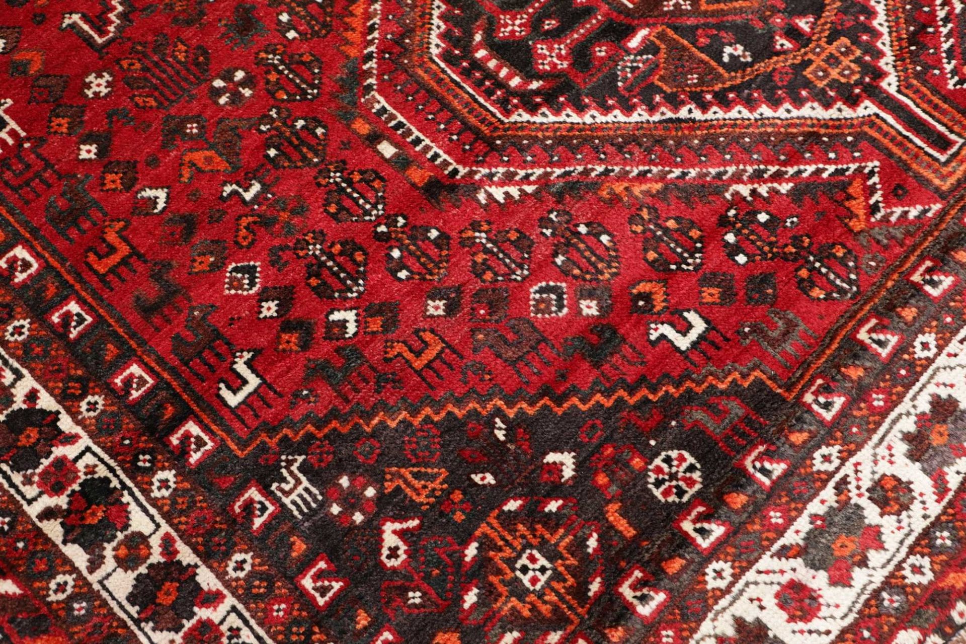Handgeknüpfter Shiraz Perserteppich, 228 × 300 cm, Wolle