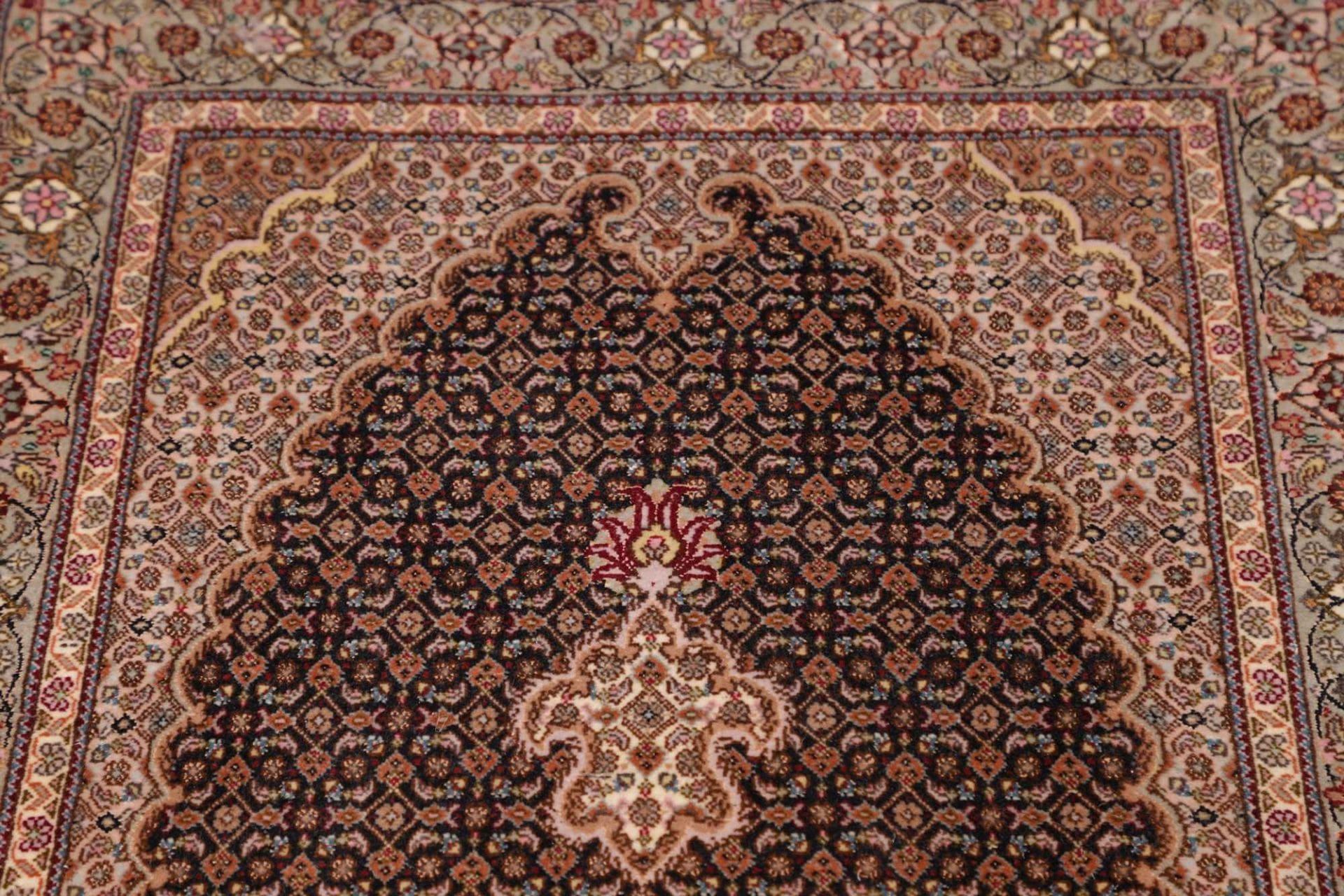 Täbriz Perserteppich aus Iran, 84 × 299 cm