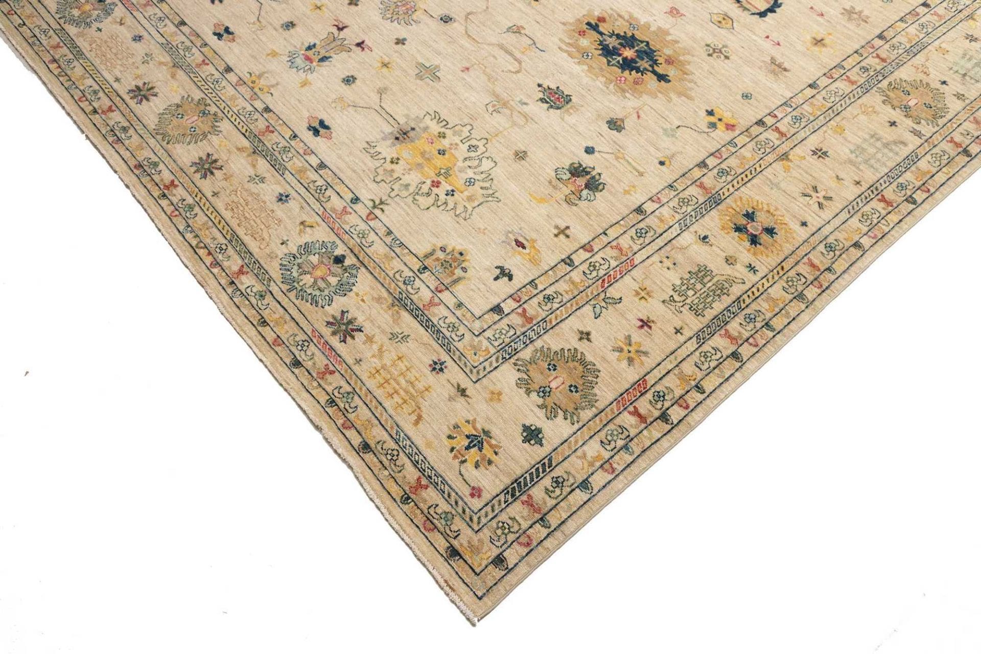 Farahan Ziegler Orientteppich 246 × 300 cm aus Wolle, handgeknüpft