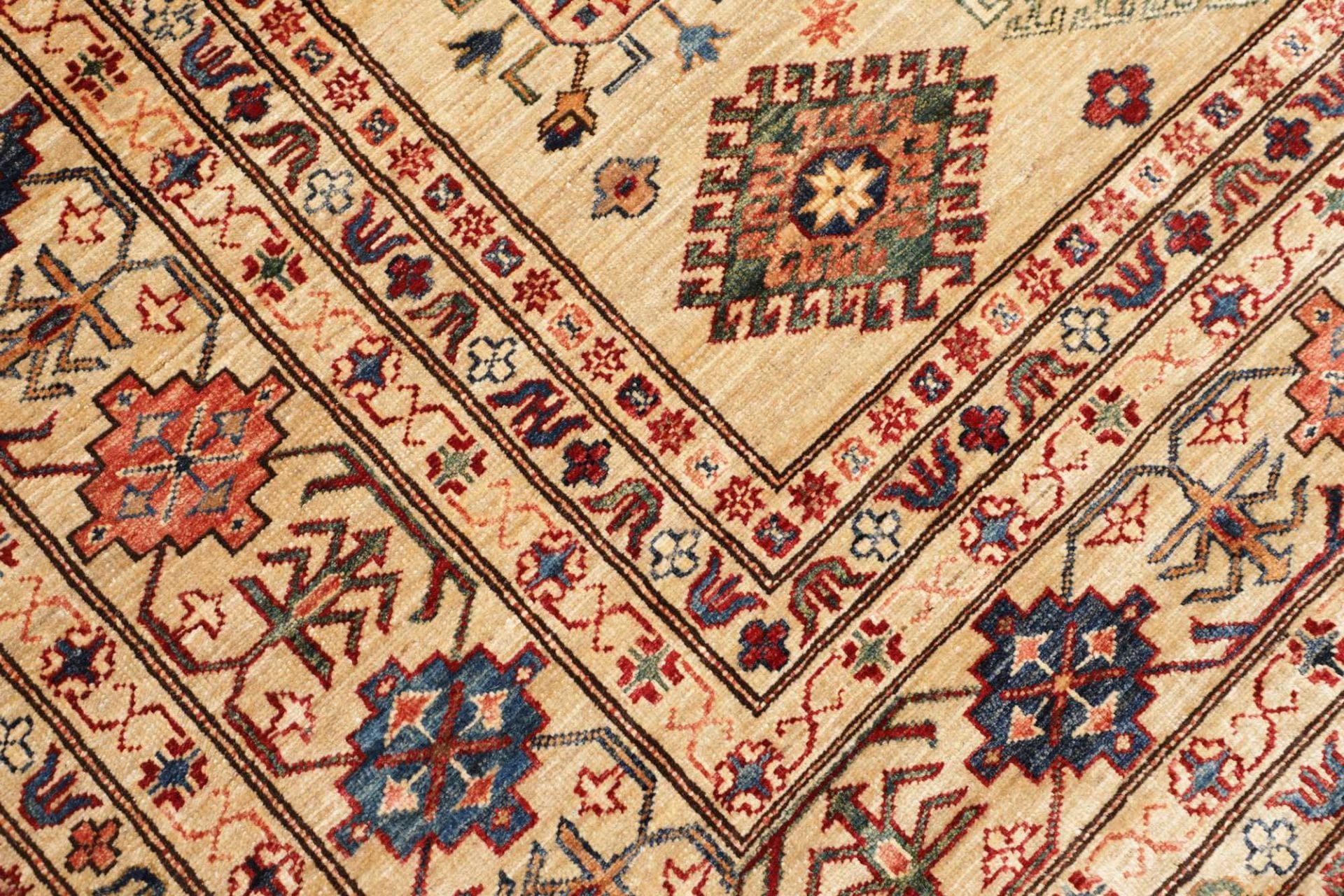 Kazak Orientteppich aus Pakistan, 264 × 304 cm